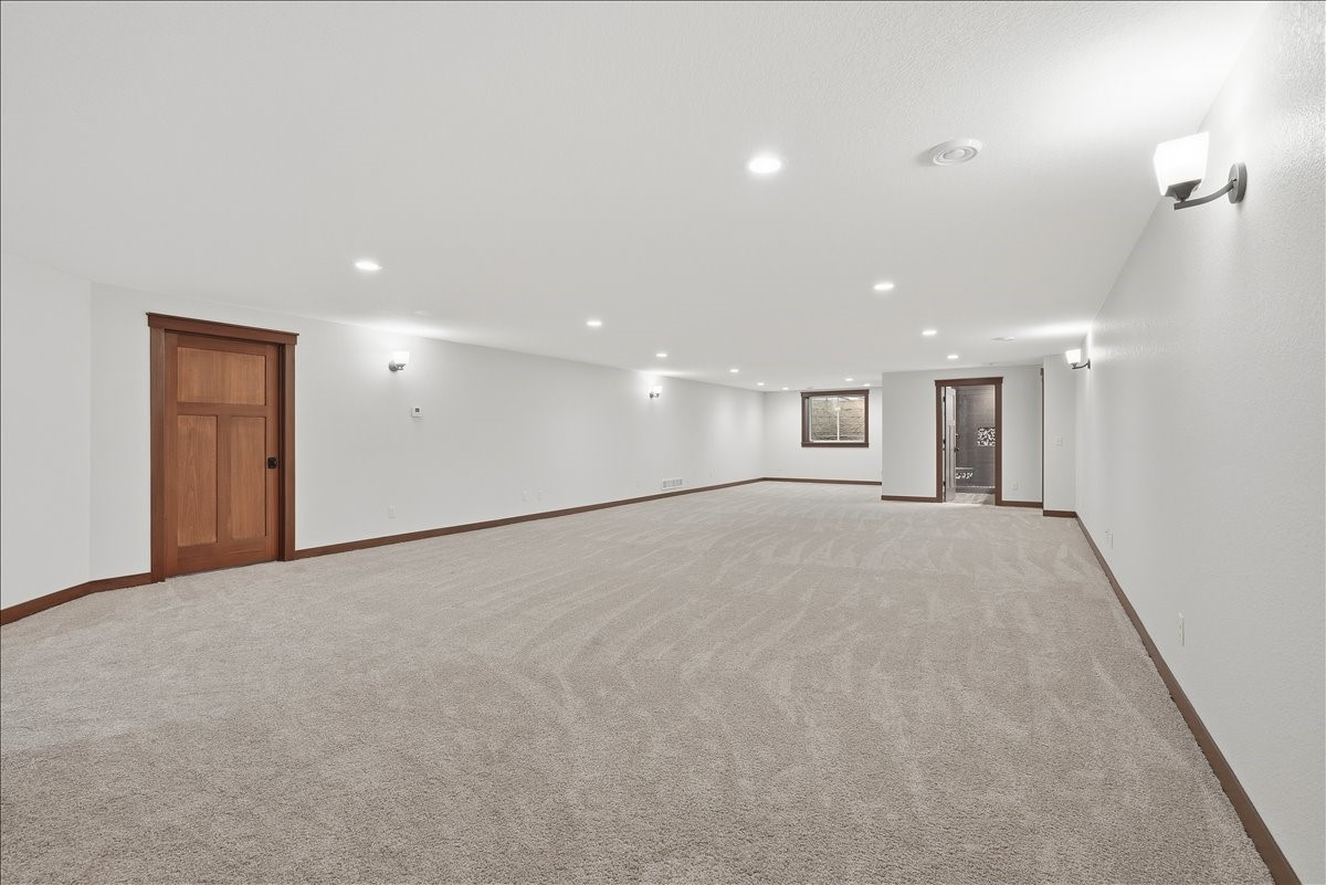 1116 N Moonlight Drive Property Photo 32