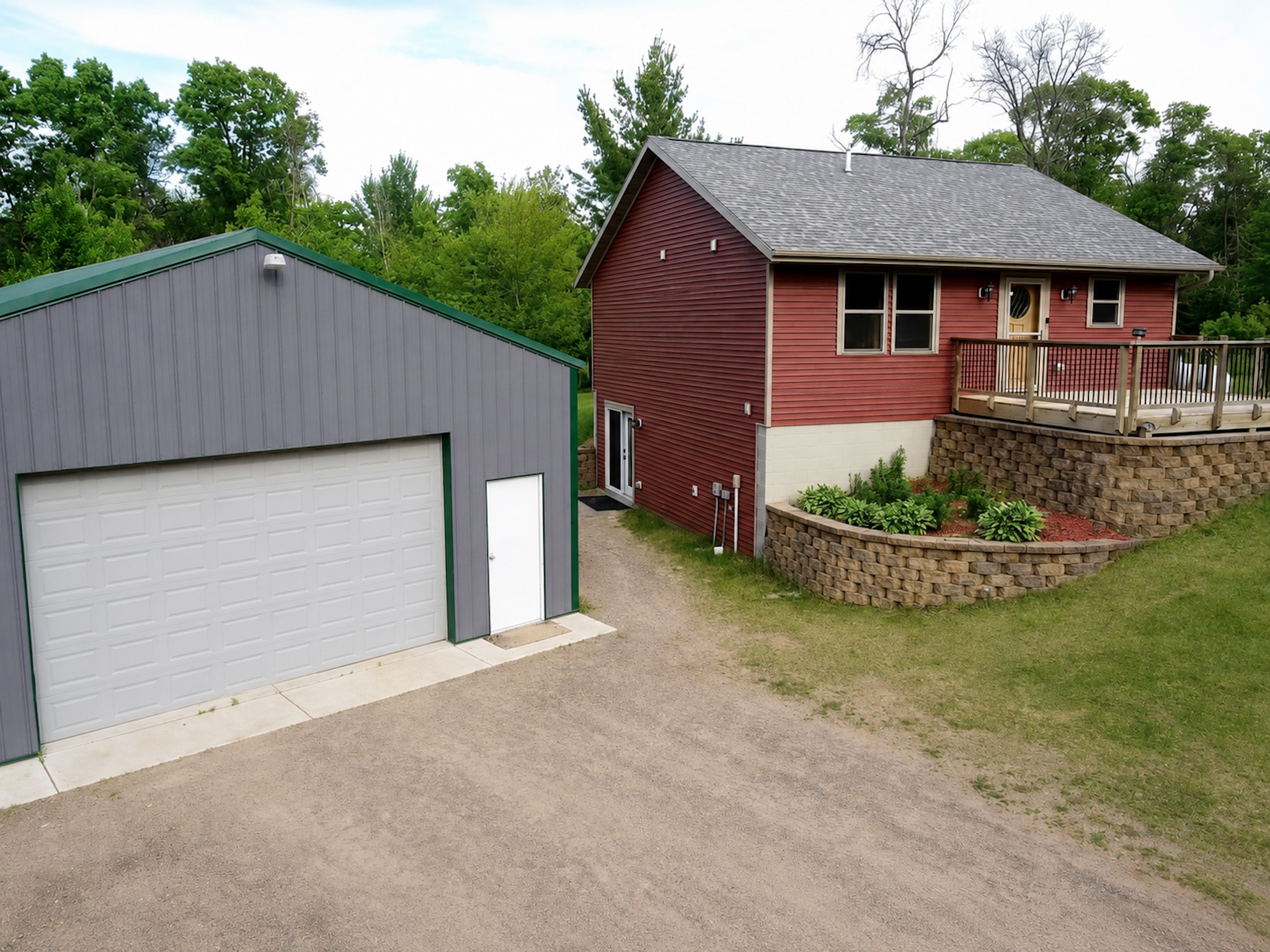 28870 E Yellow River Road Property Photo 1