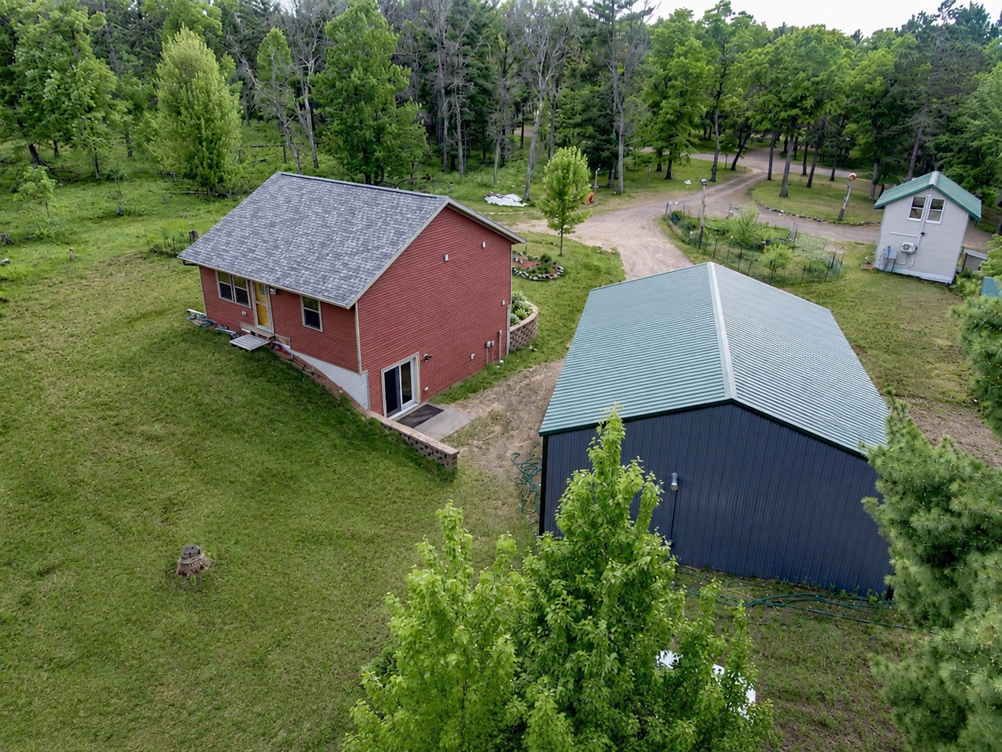 28870 E Yellow River Road Property Photo 2