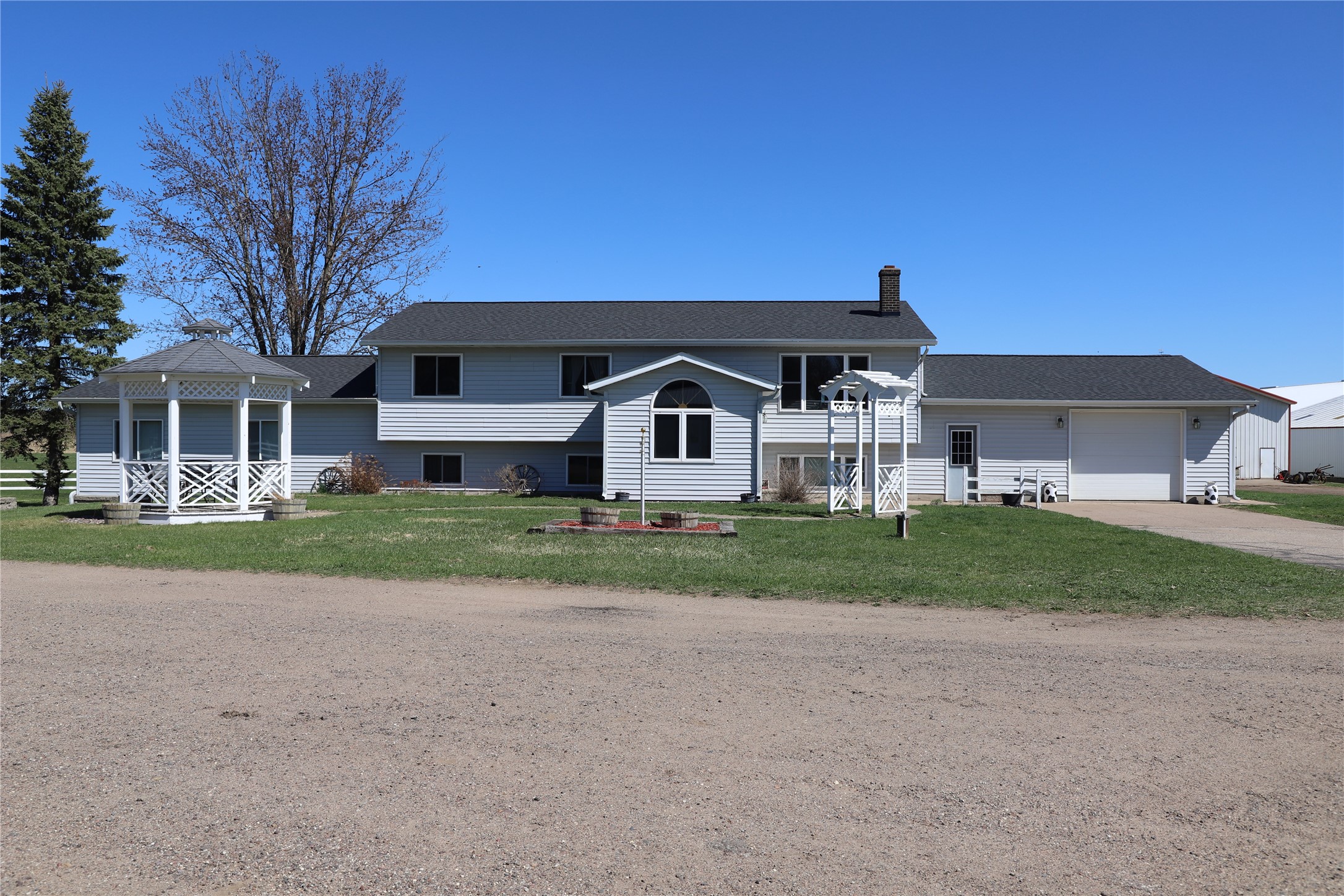 2435 50th Avenue Property Photo 1