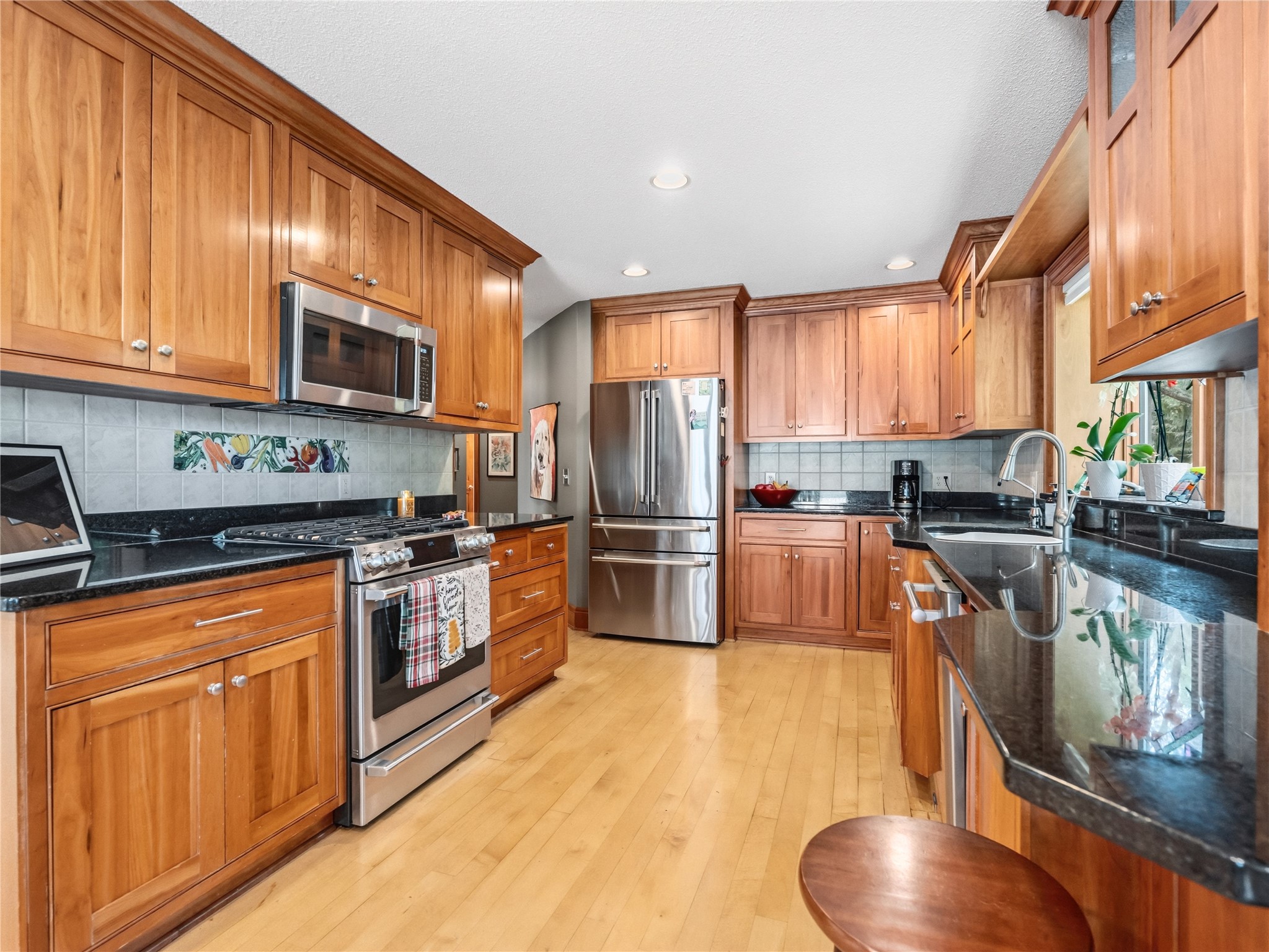 2195 18 3/8 Avenue Property Photo 14