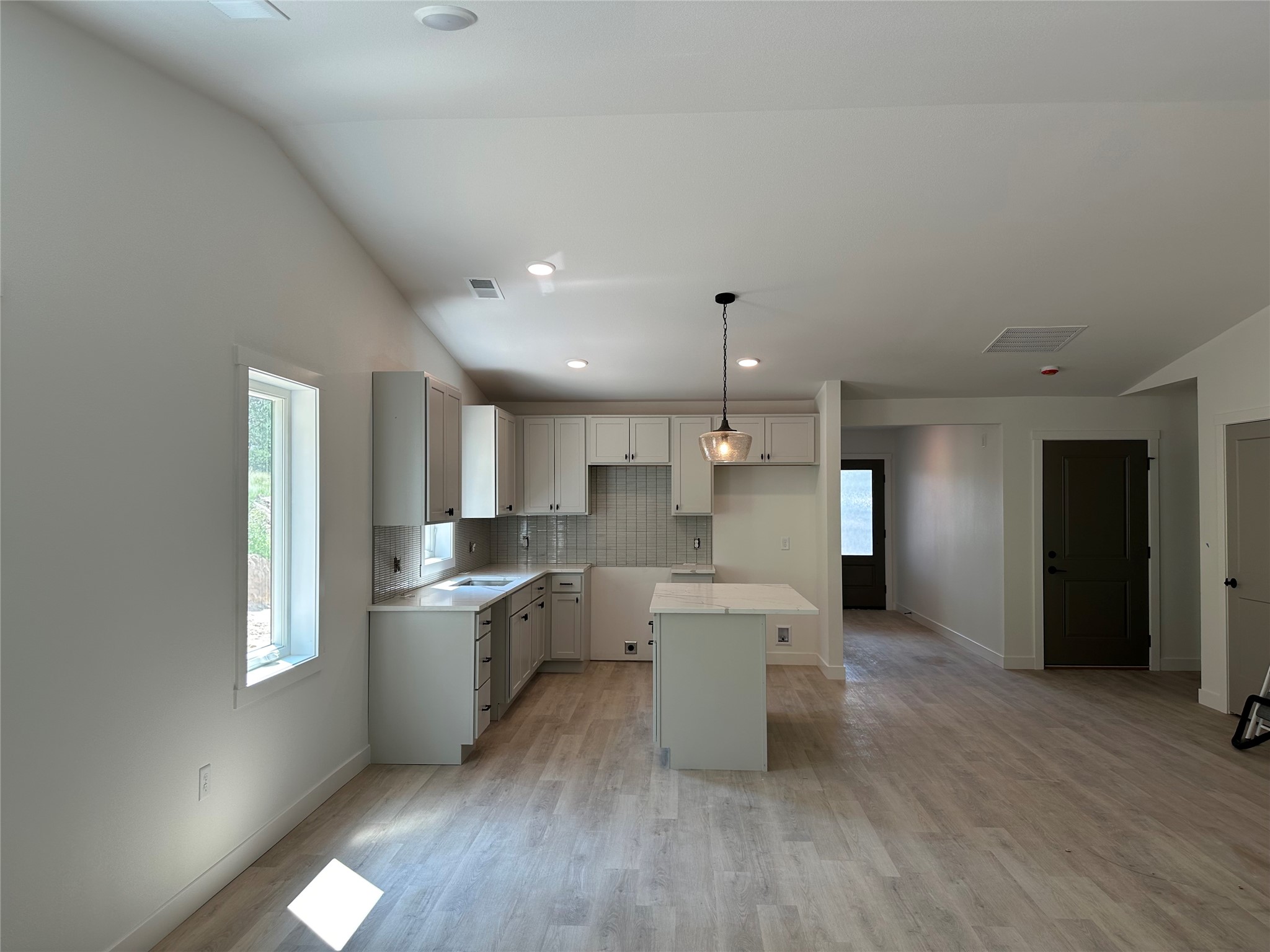 4340 Studebaker Lane Property Photo 3
