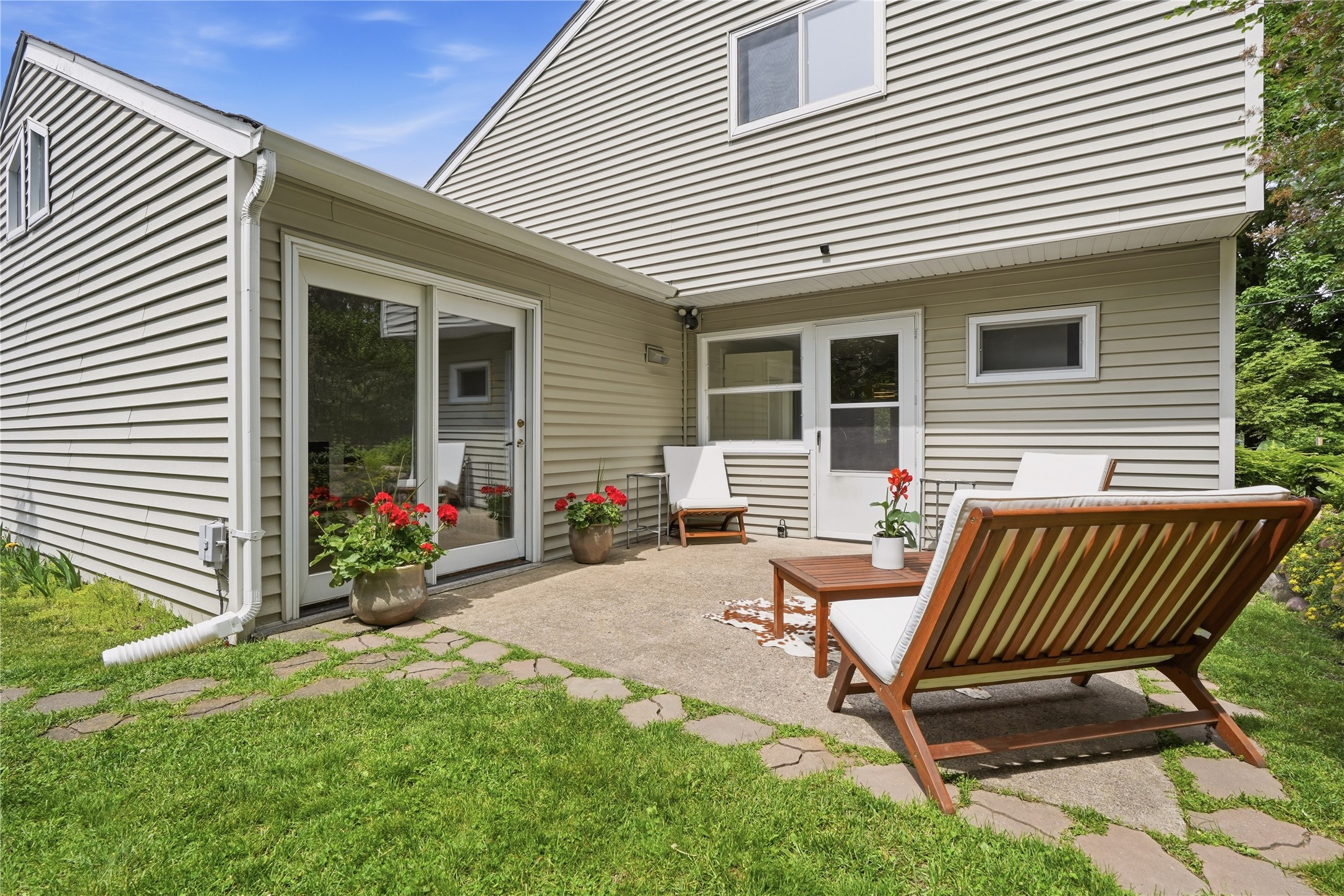 1707 South Street Property Photo 41