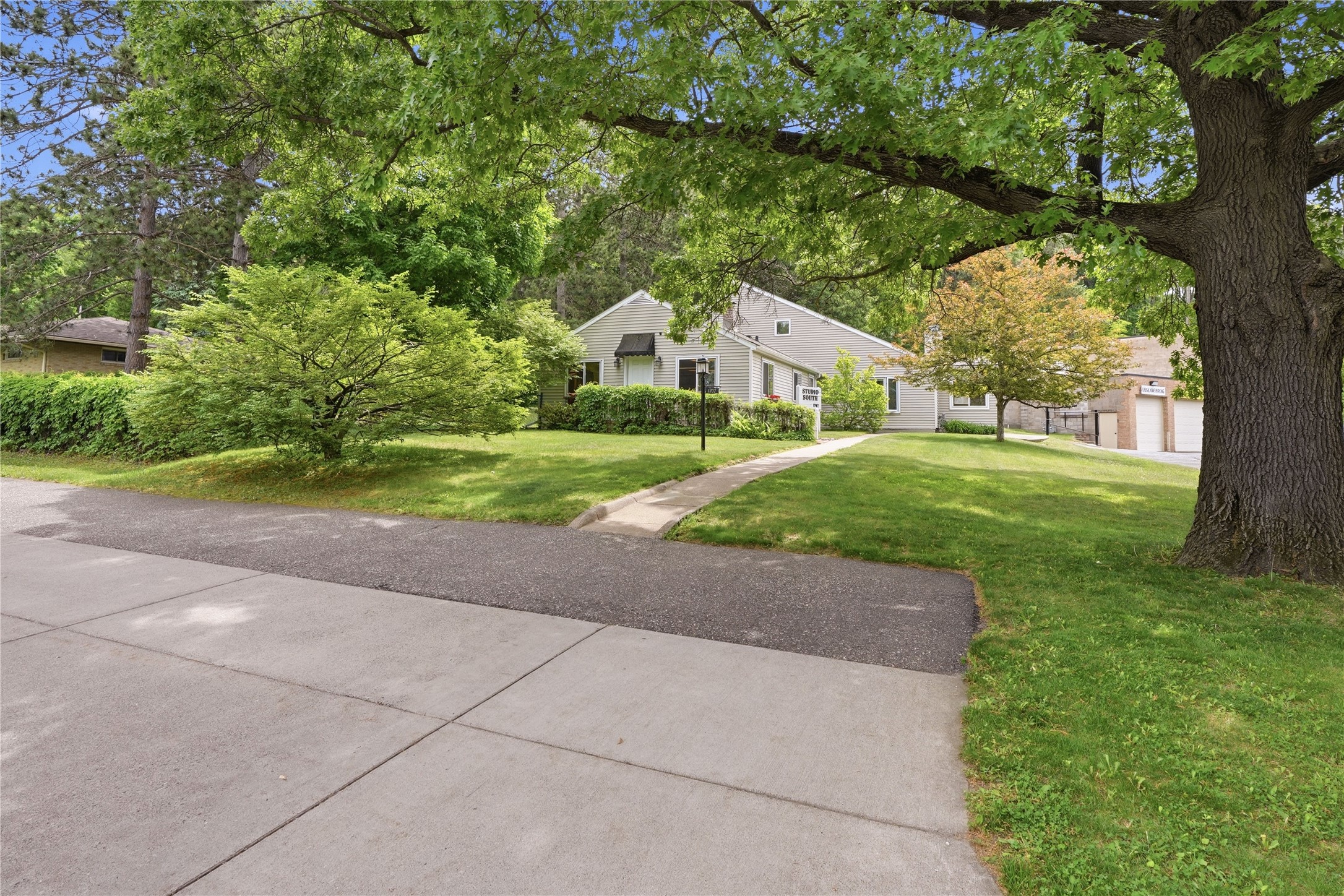 1707 South Street Property Photo 45