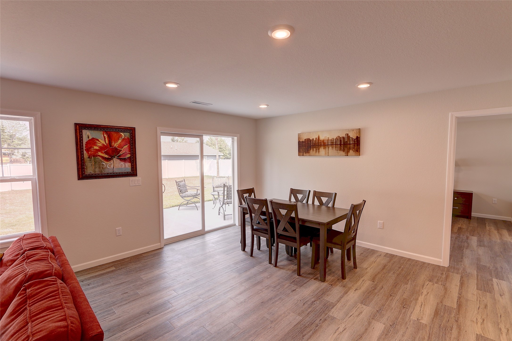 10232 Metcalf Road Property Photo 5