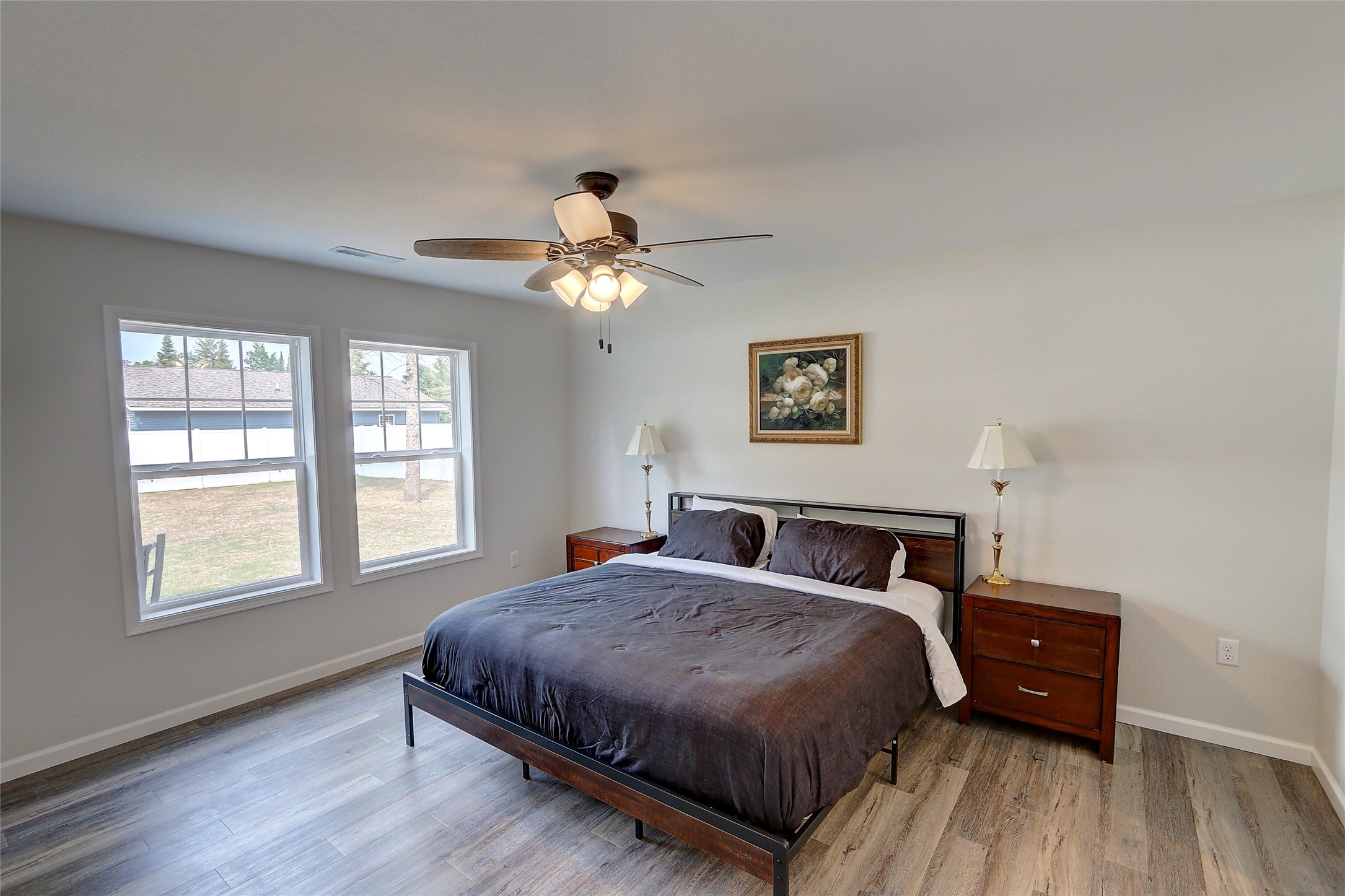 10232 Metcalf Road Property Photo 11