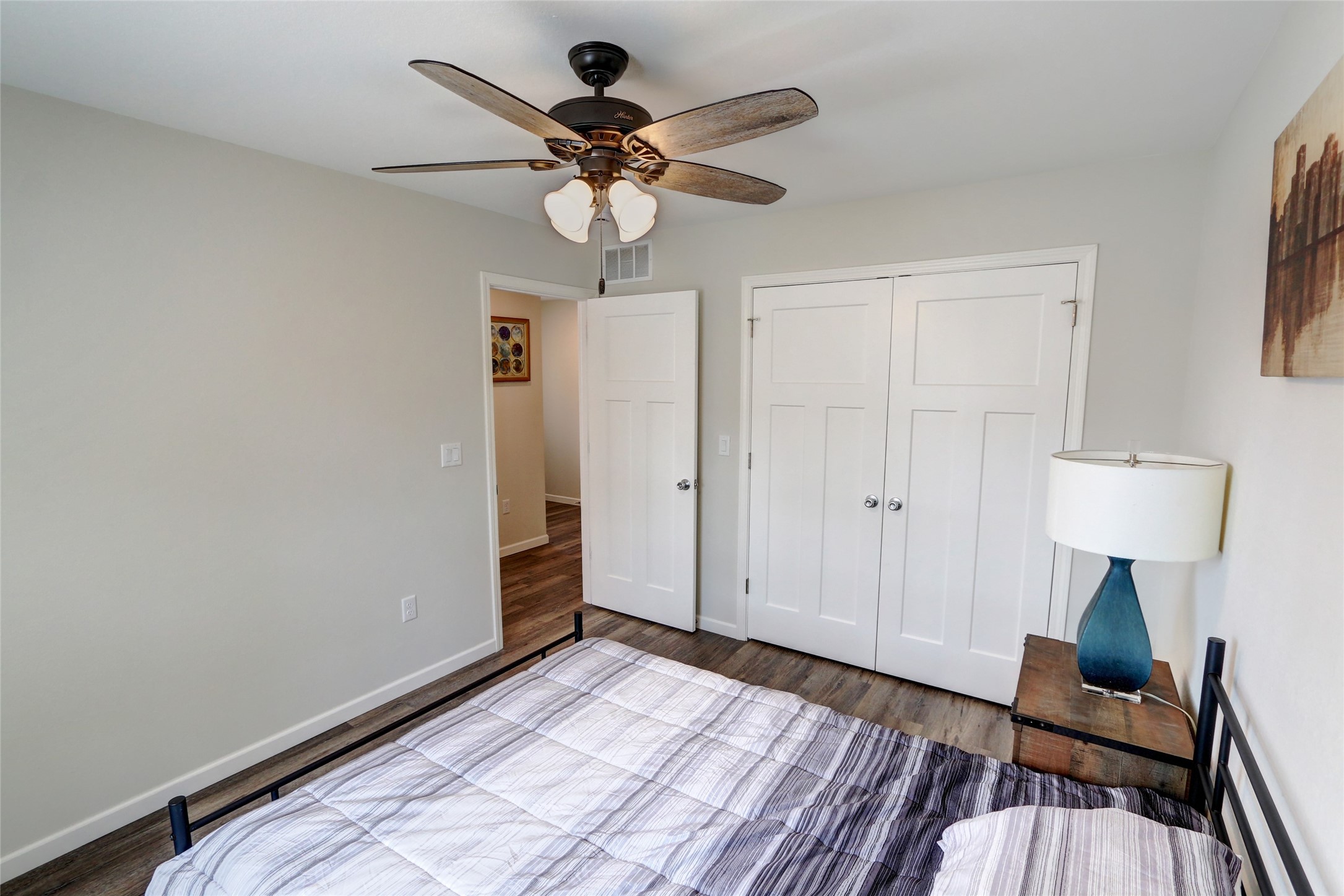 10232 Metcalf Road Property Photo 22