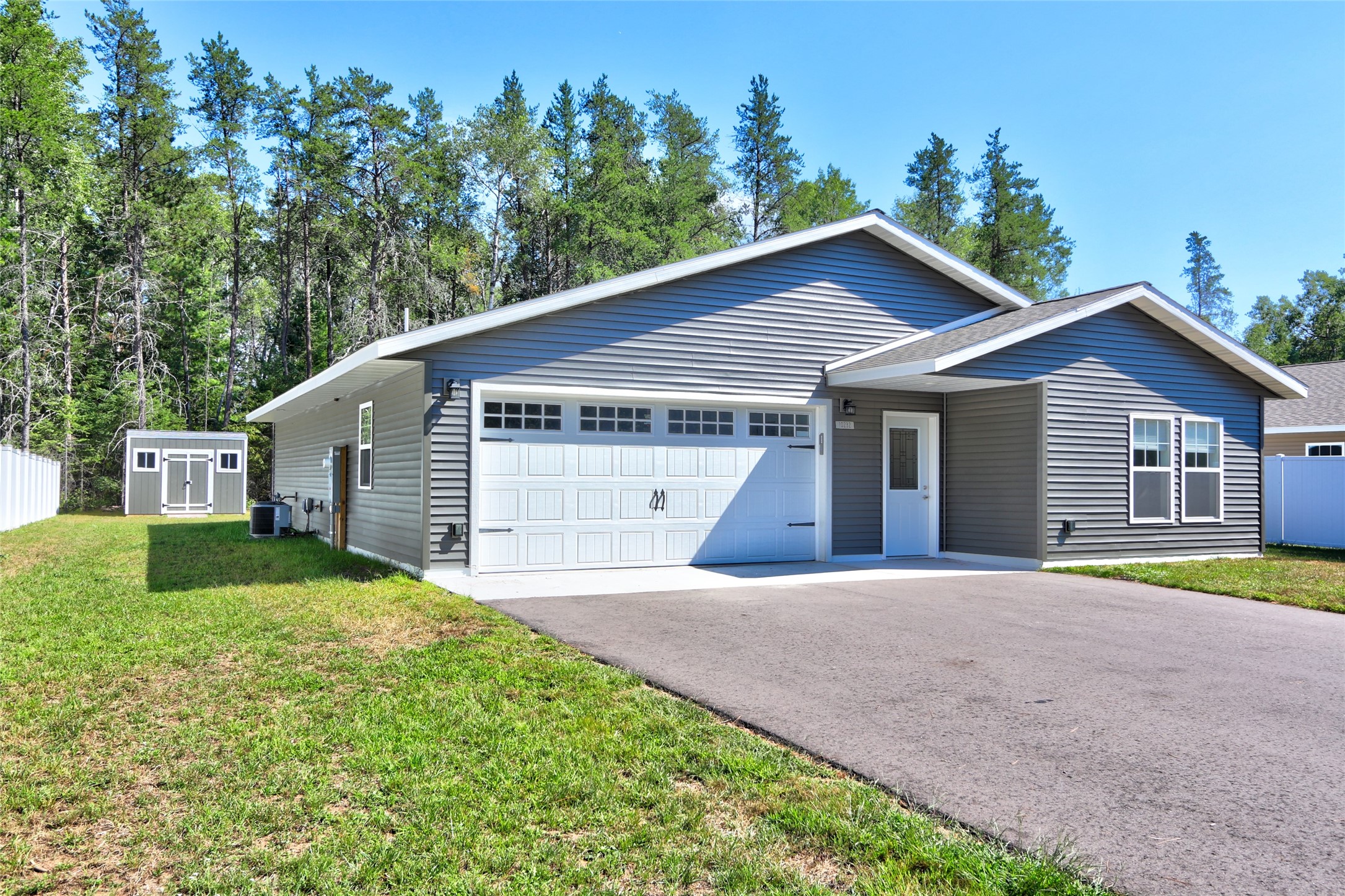 10232 Metcalf Road Property Photo 32