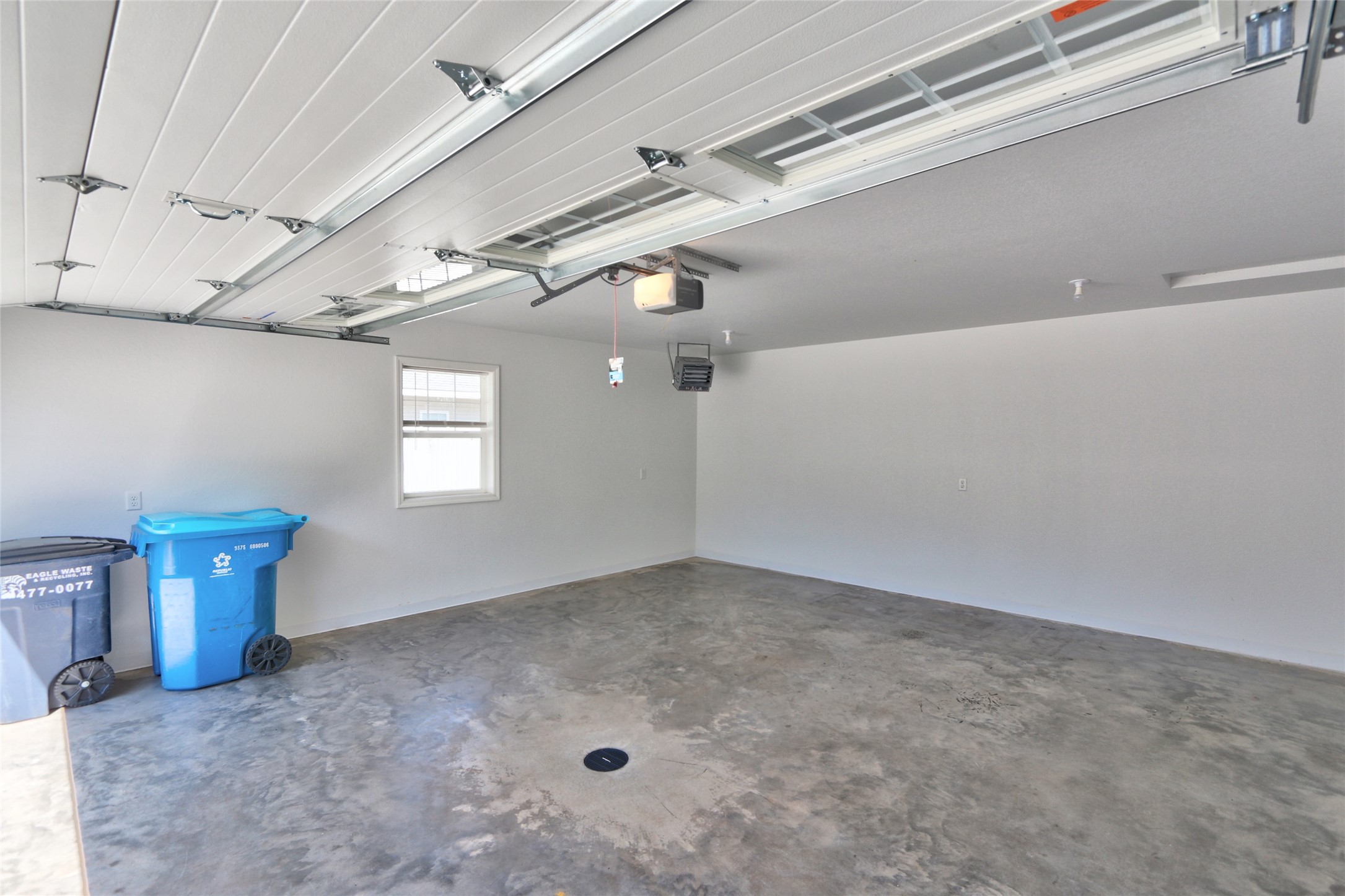 10232 Metcalf Road Property Photo 33