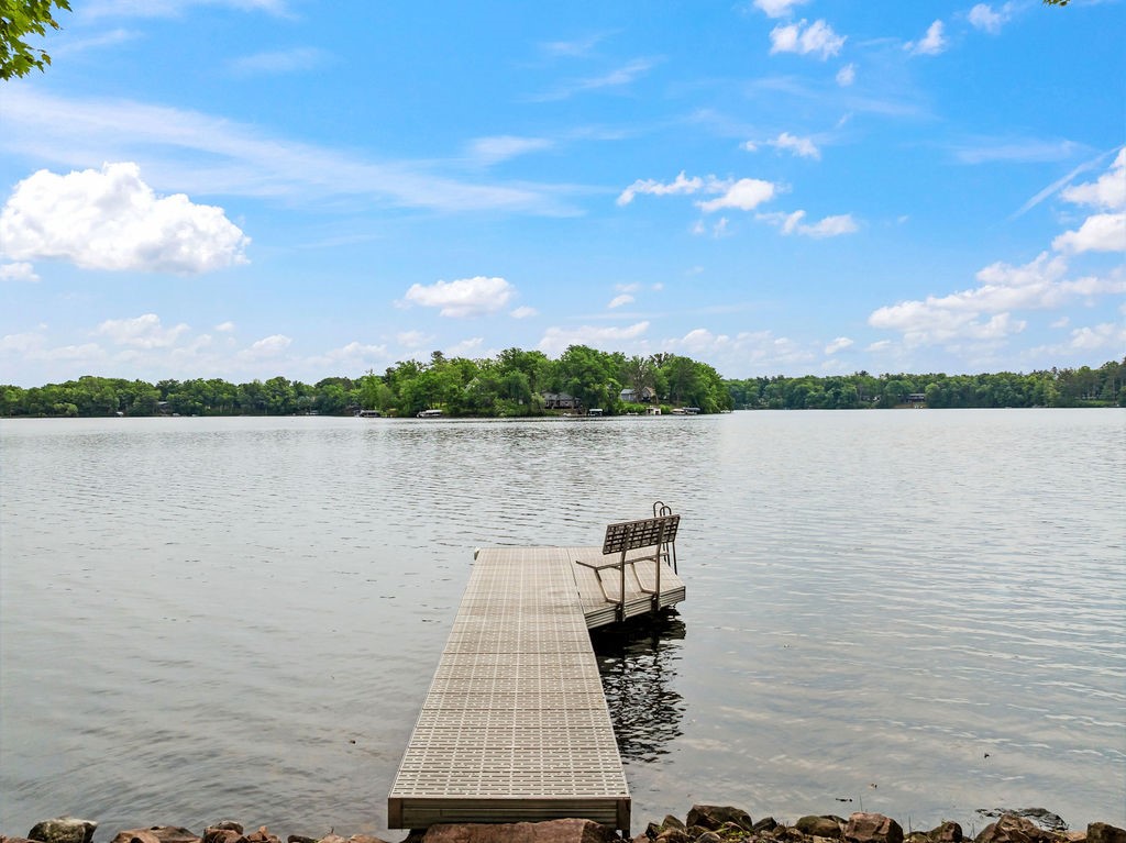 1114 Heart Island Parkway Property Photo 4