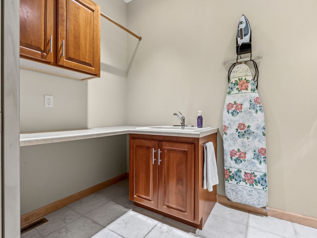 1114 Heart Island Parkway Property Photo 38