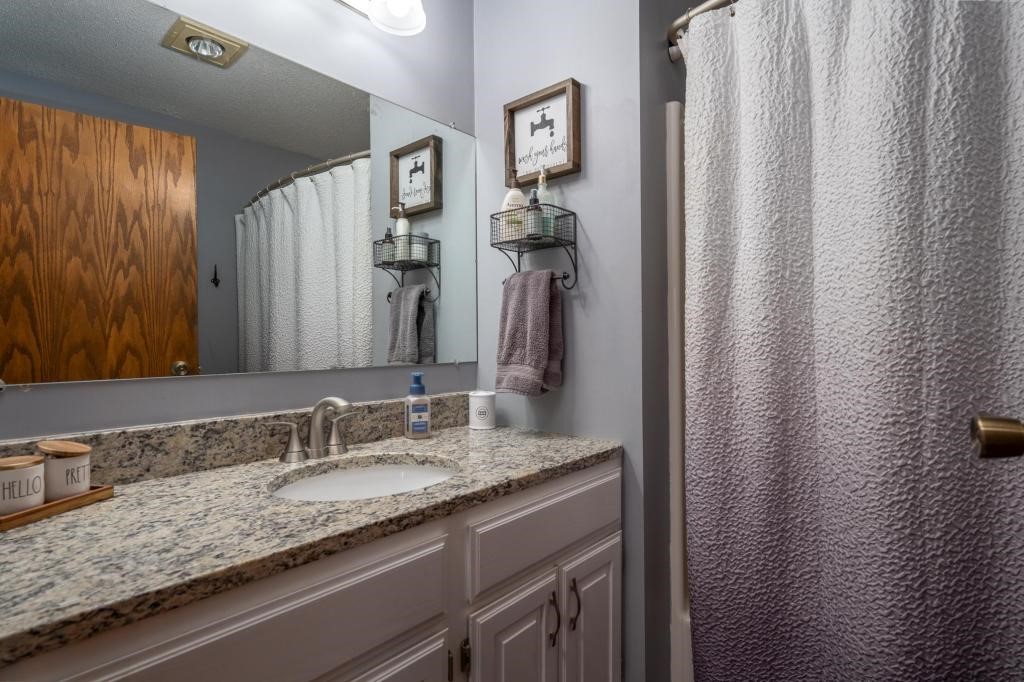 2158 285th Avenue Property Photo 23
