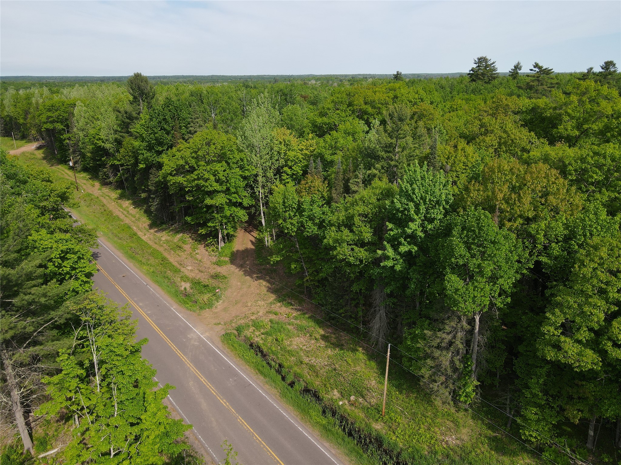7151 E County Road A Property Photo 2
