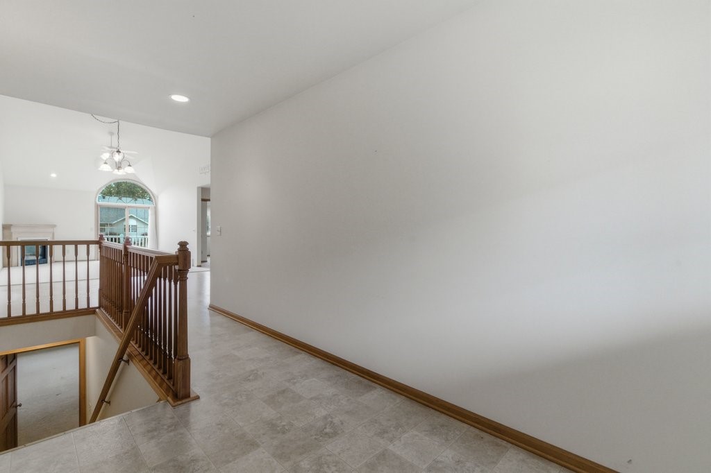 4293 Mill Ridge Circle Property Photo 5