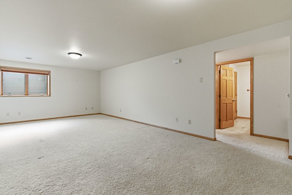 4293 Mill Ridge Circle Property Photo 12