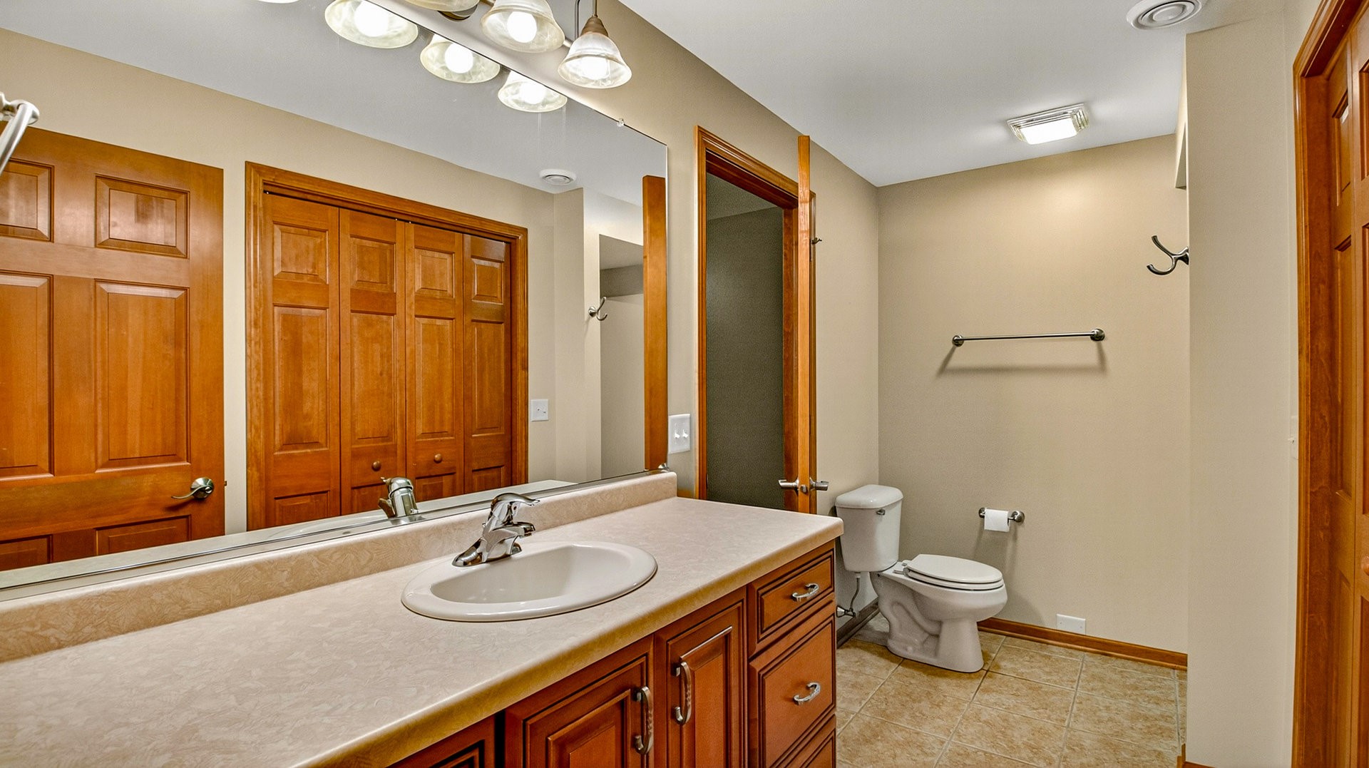 4244 Mill Ridge Circle Property Photo 37