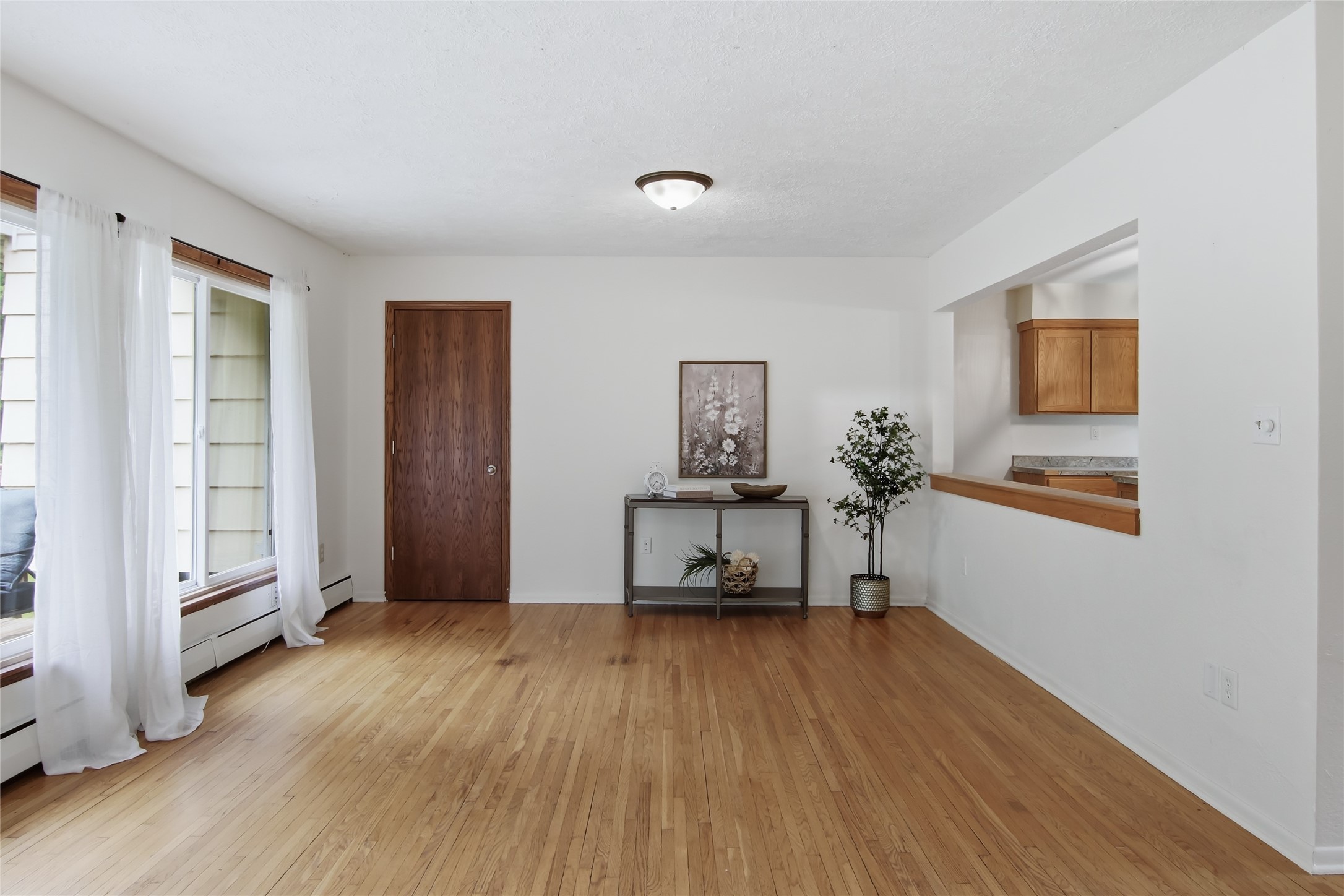 W7377 Us Highway 10 Property Photo 3