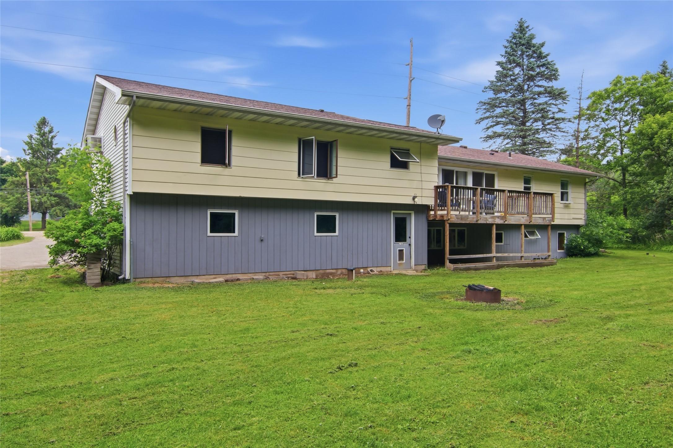 W7377 Us Highway 10 Property Photo 43