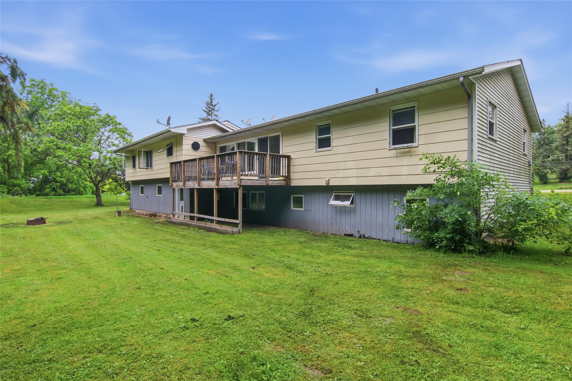 W7377 Us Highway 10 Property Photo 45