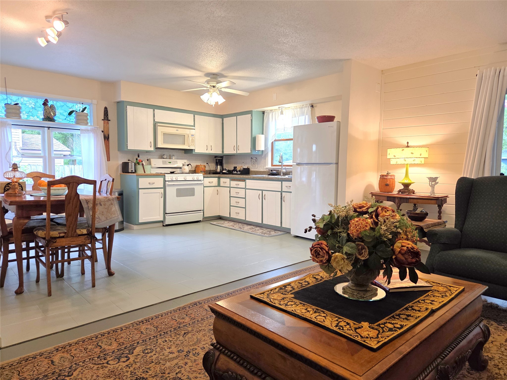 313 1st Avenue Property Photo 10