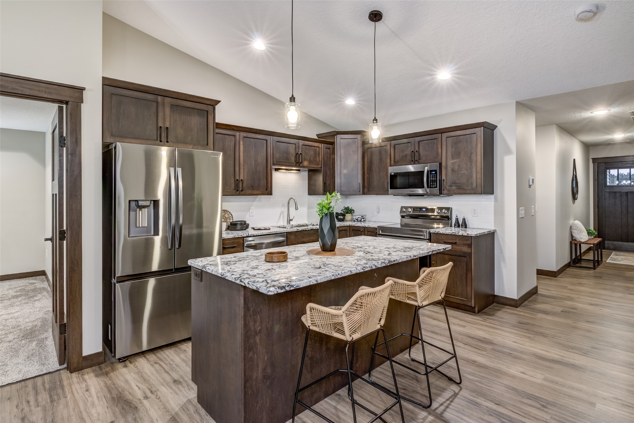 5612 Moss Trail Property Photo 4