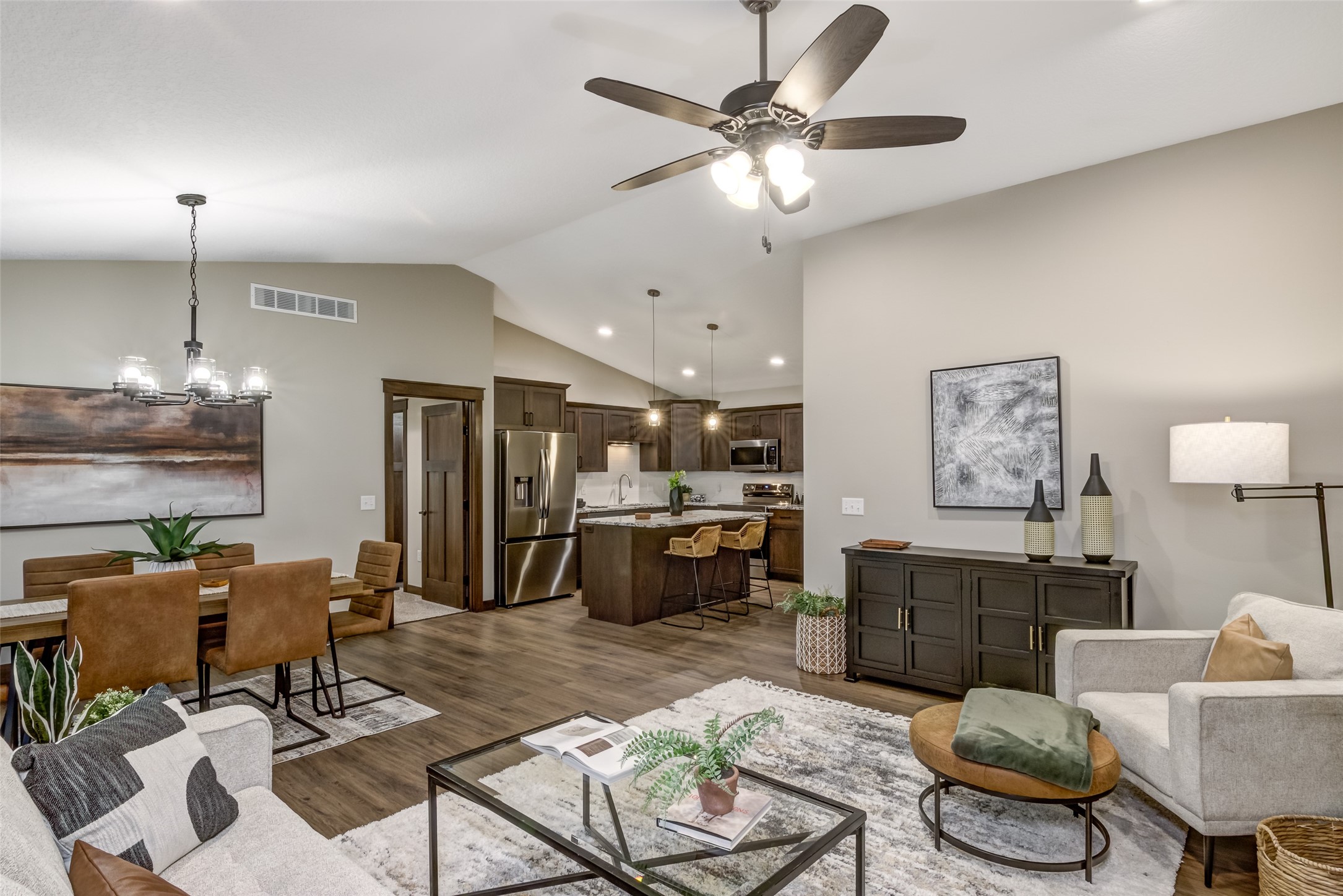 5612 Moss Trail Property Photo 8