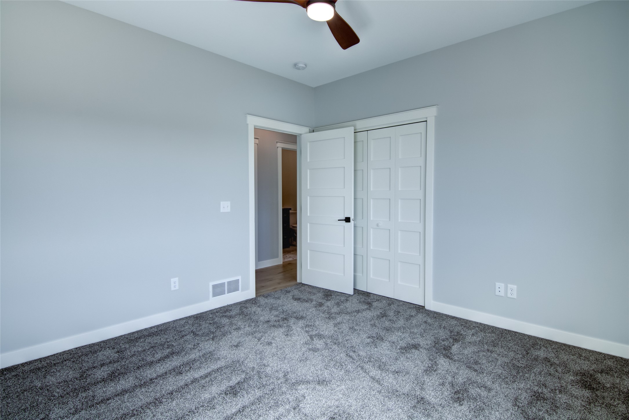 14057 41st Street Property Photo 19