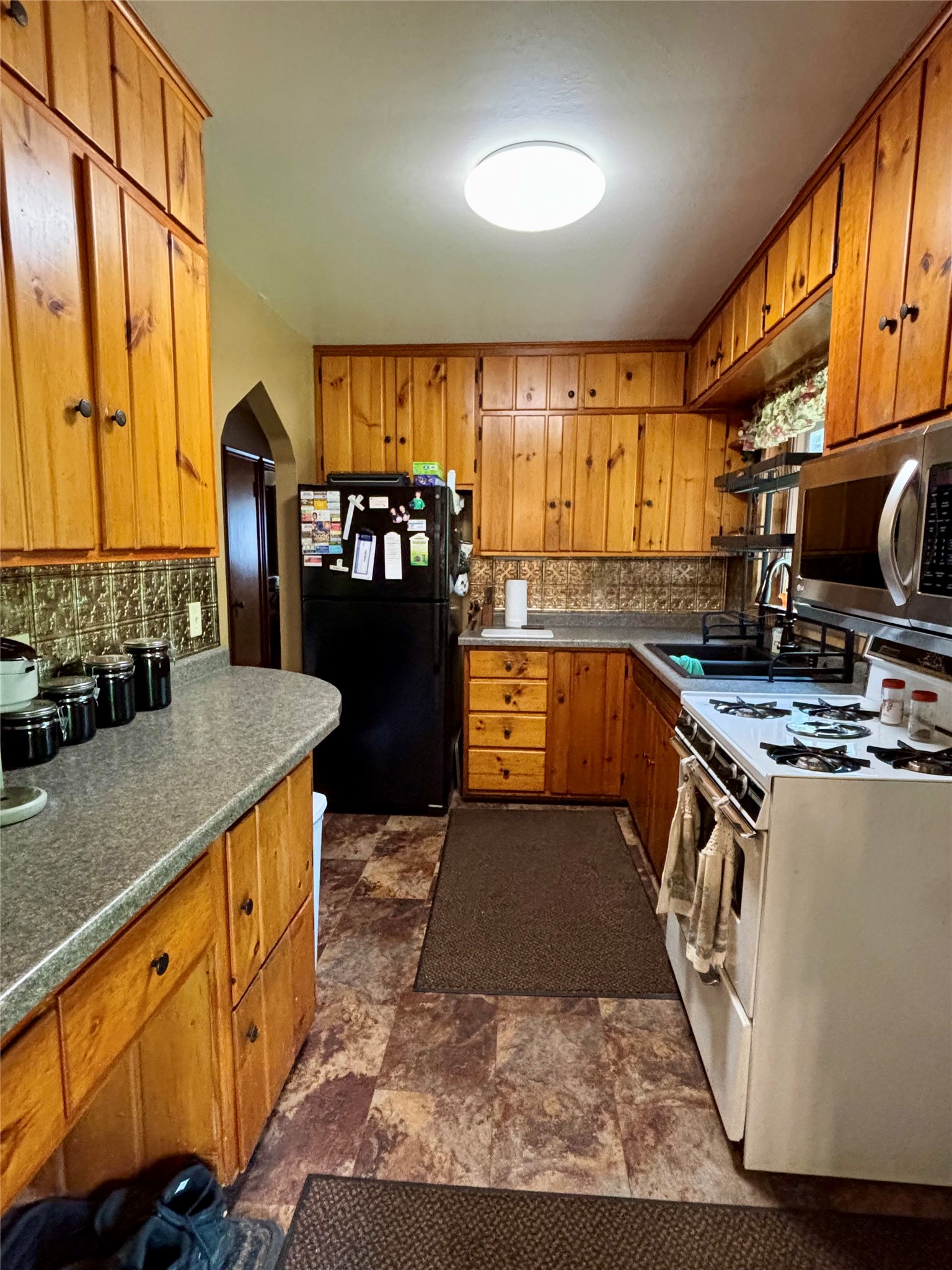 8897 N County Highway Cc Property Photo 13