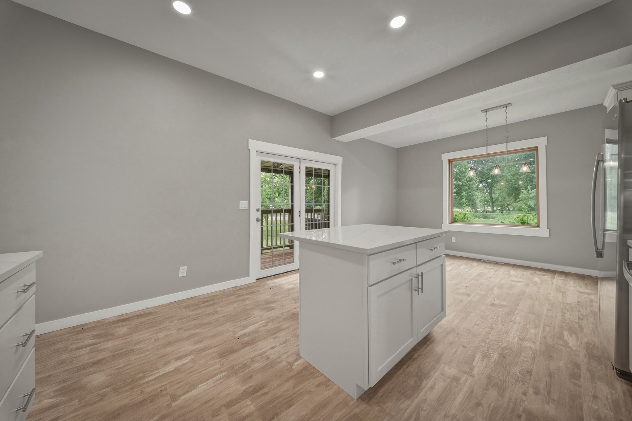 114 Sechlerville Road Property Photo 7