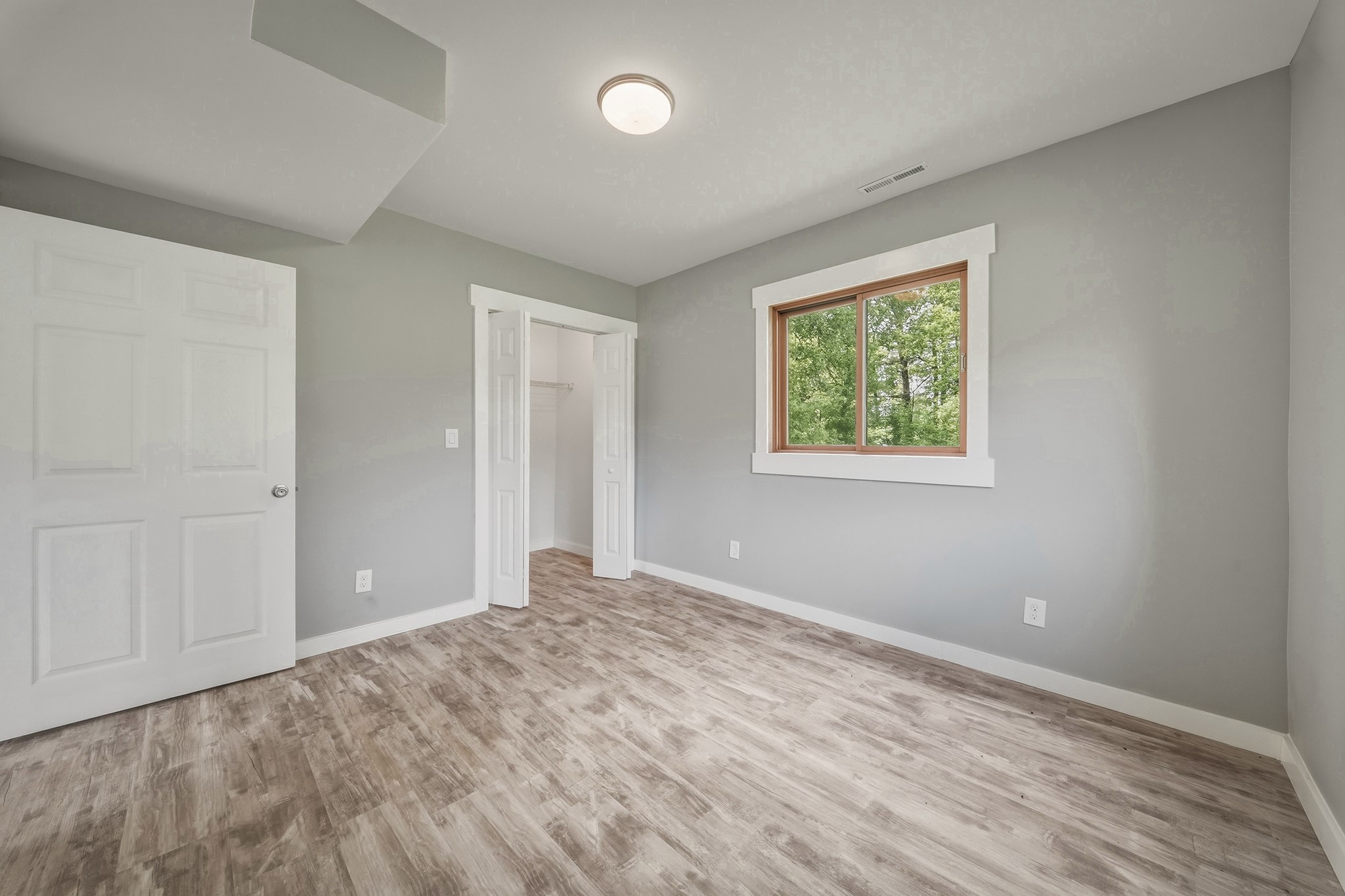 114 Sechlerville Road Property Photo 14