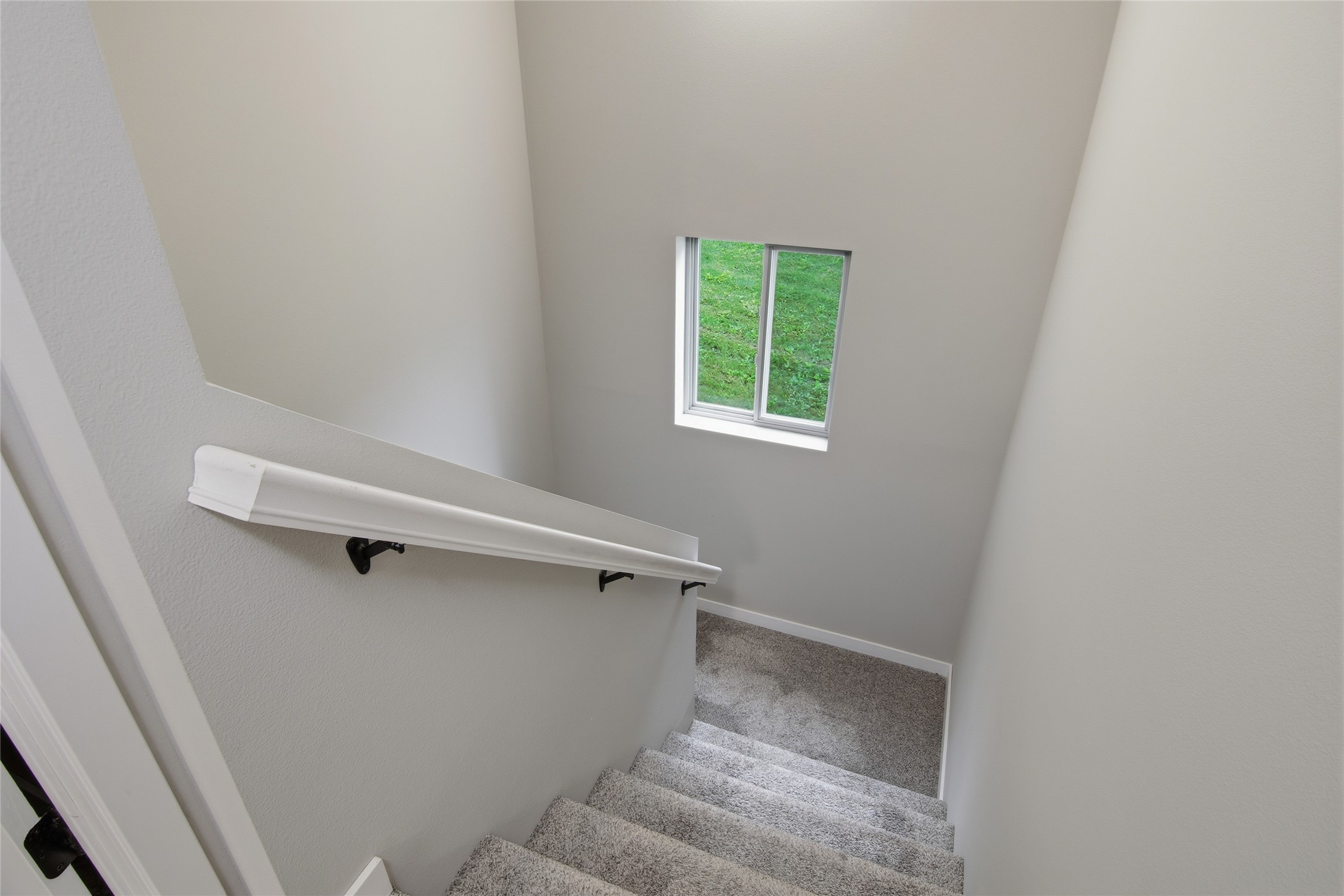2645 Sessions Street Property Photo 12