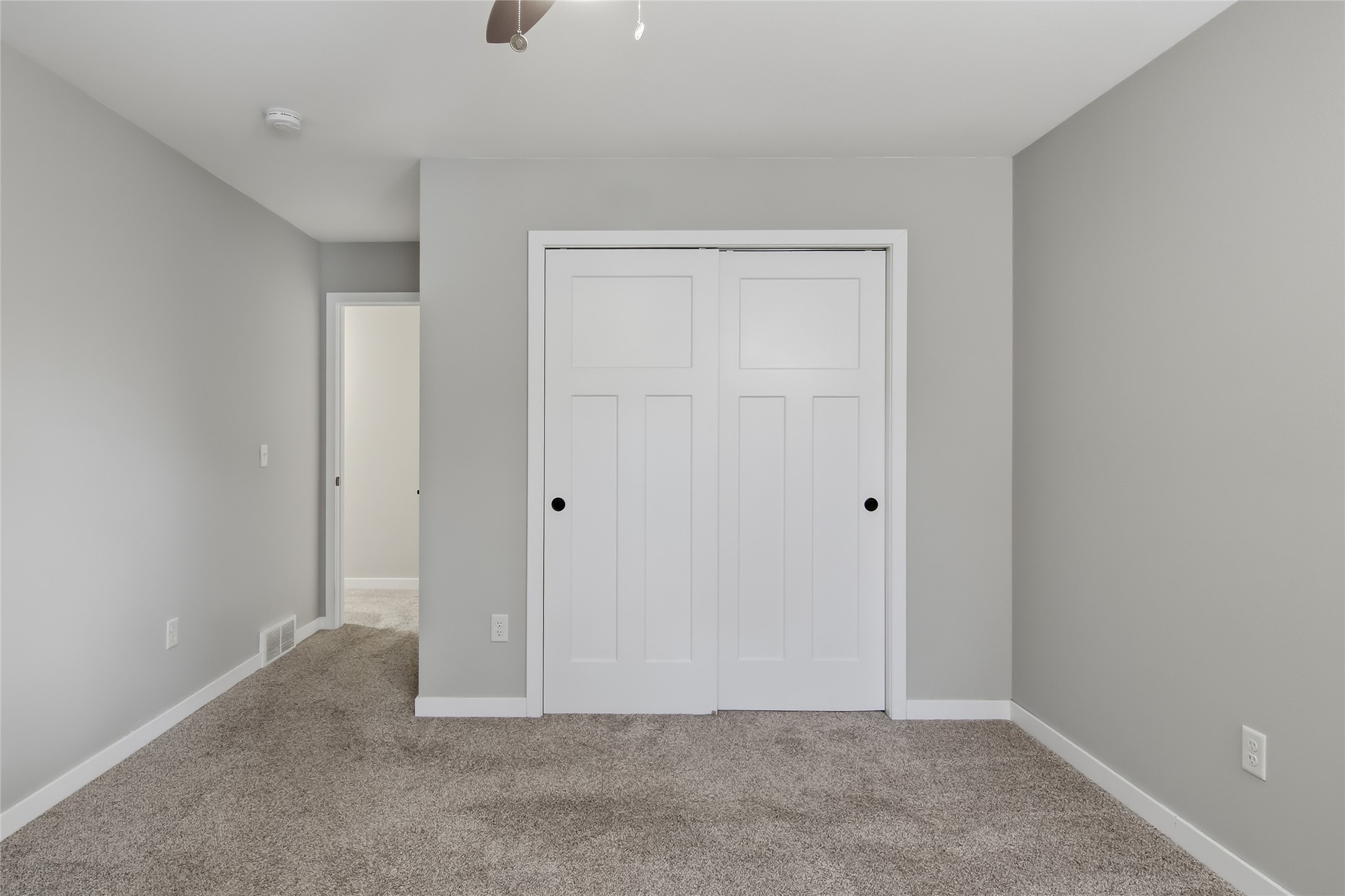 2645 Sessions Street Property Photo 18