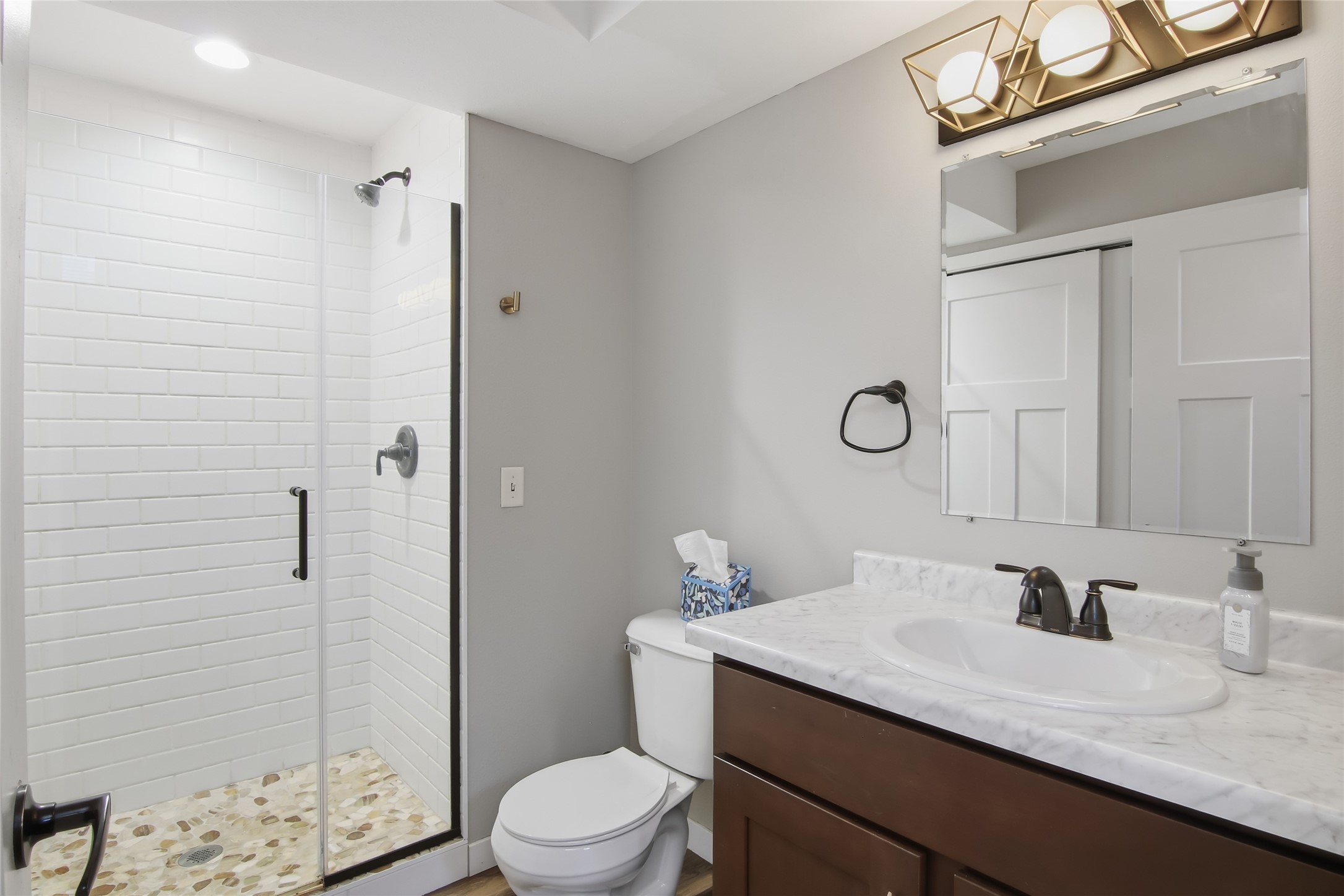 2645 Sessions Street Property Photo 19