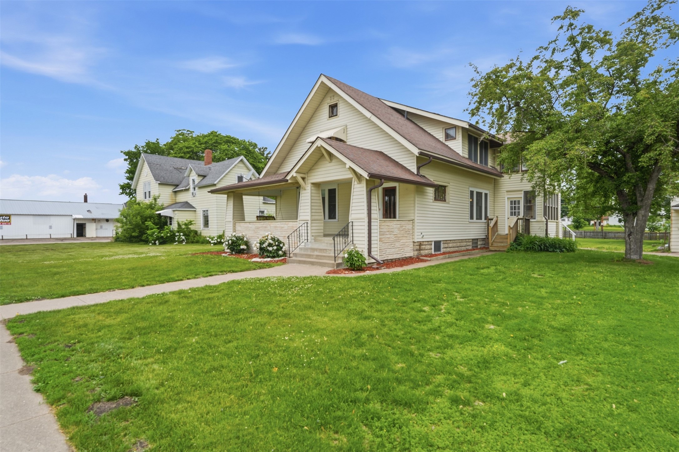 13512 7th Street Property Photo 3