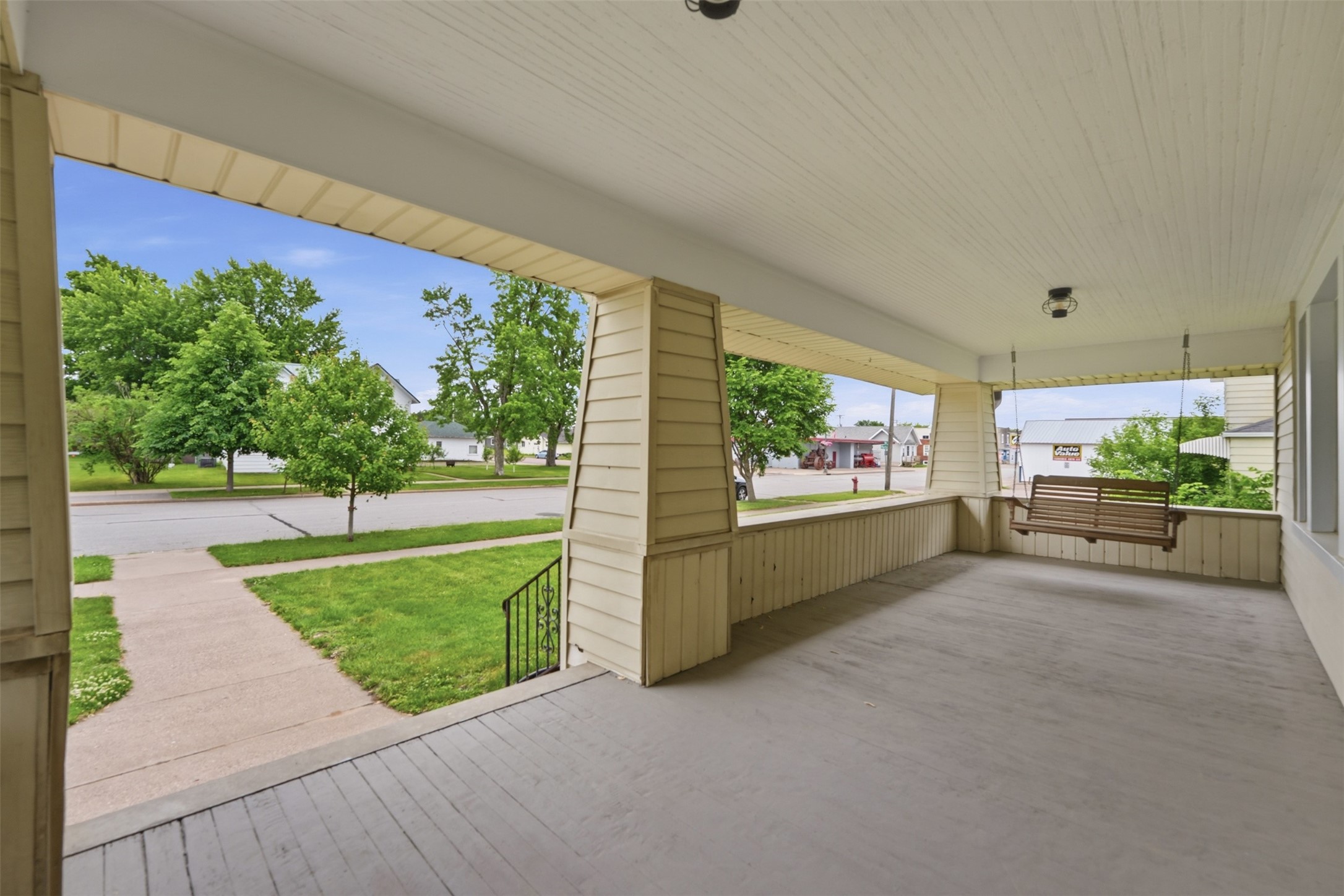 13512 7th Street Property Photo 5