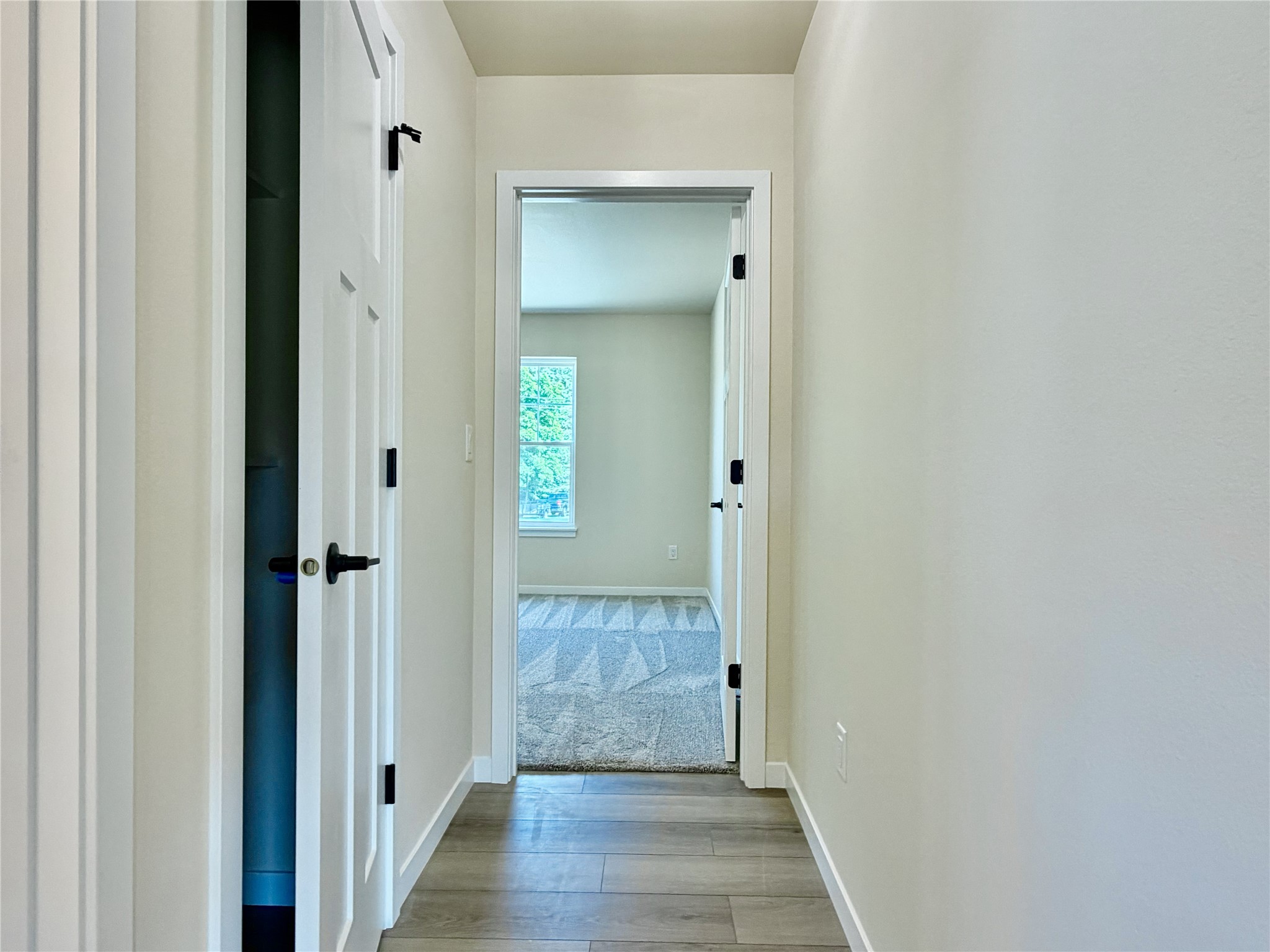 1351 Knapp Street Property Photo 29