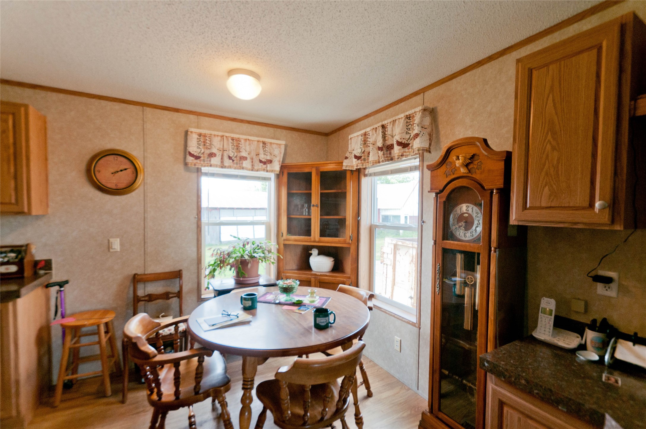 2062 3 1/2 Avenue Property Photo 21