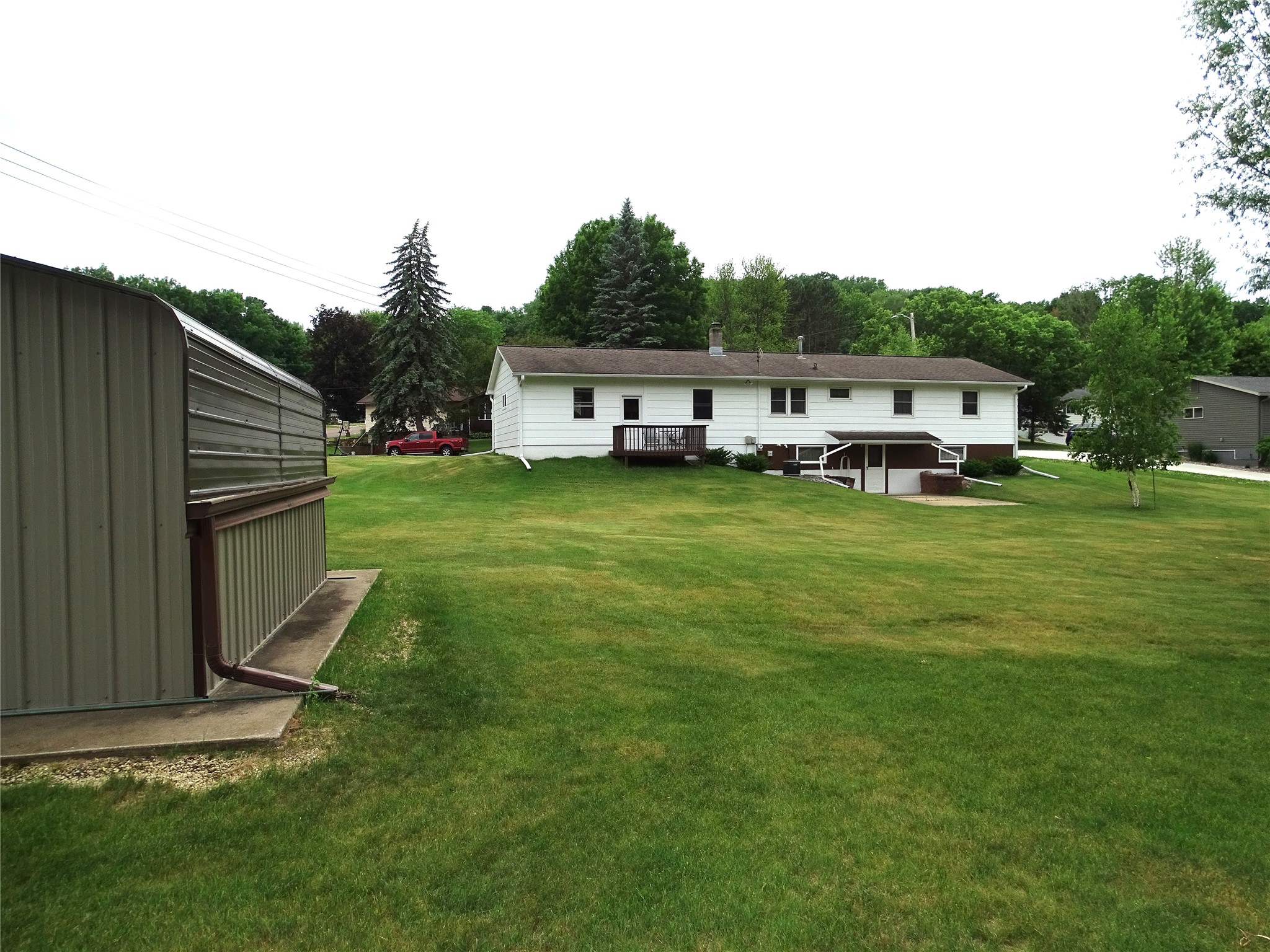922 Auth Street Property Photo 6