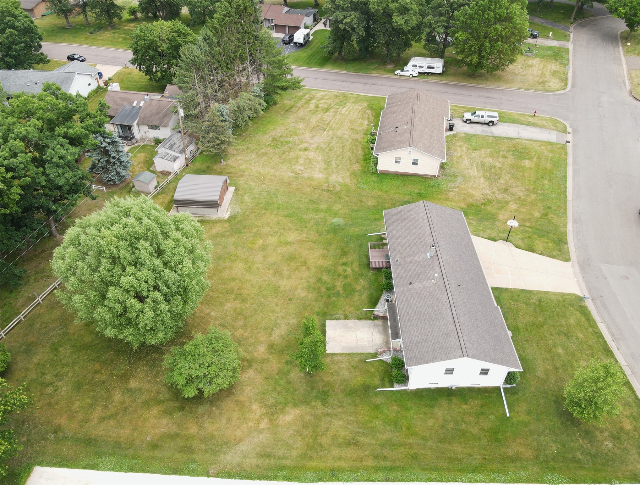 922 Auth Street Property Photo 11