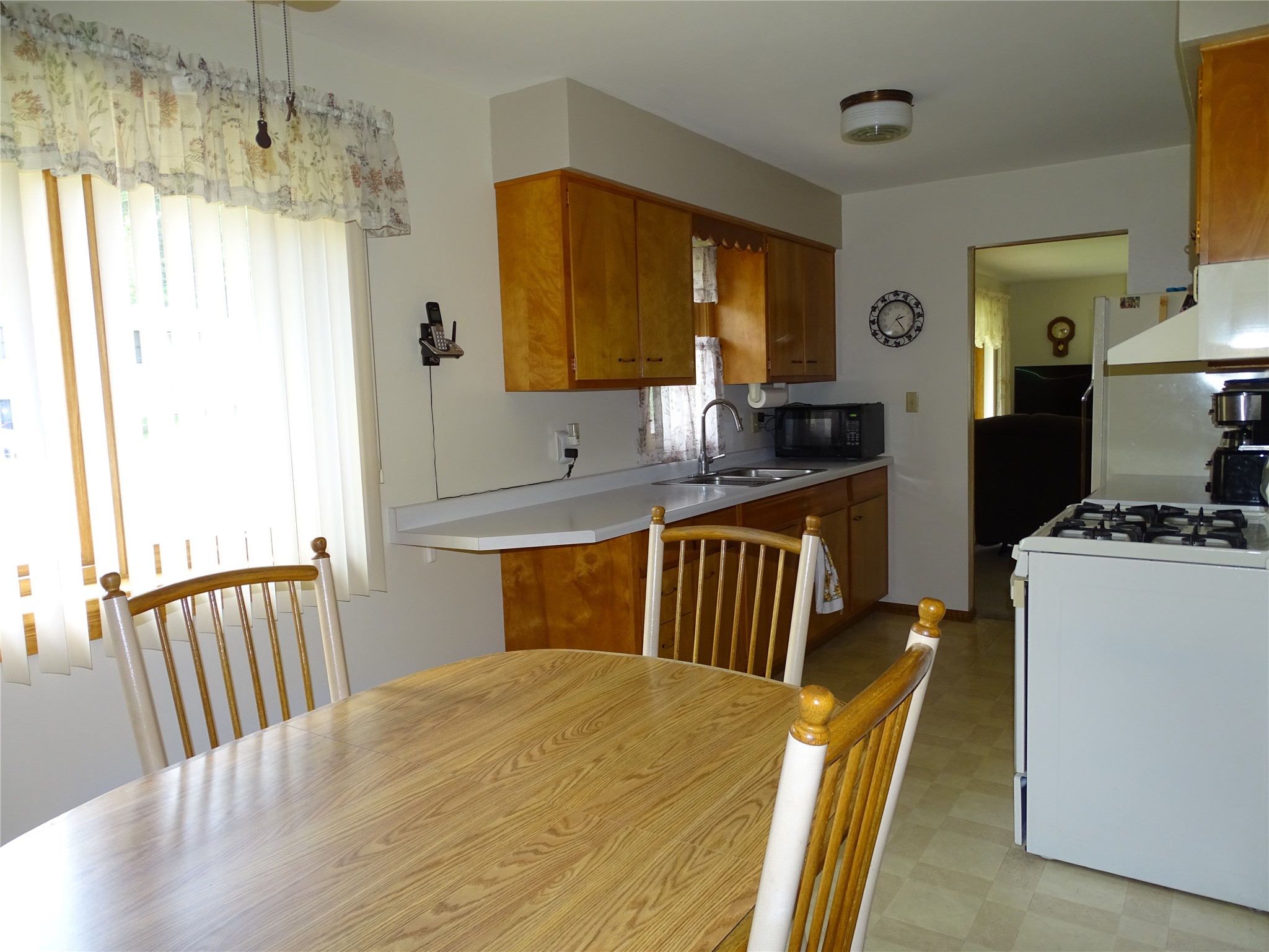 922 Auth Street Property Photo 17