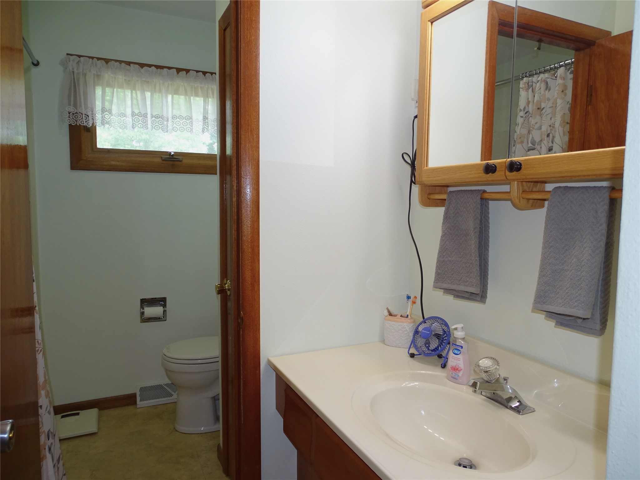 922 Auth Street Property Photo 30