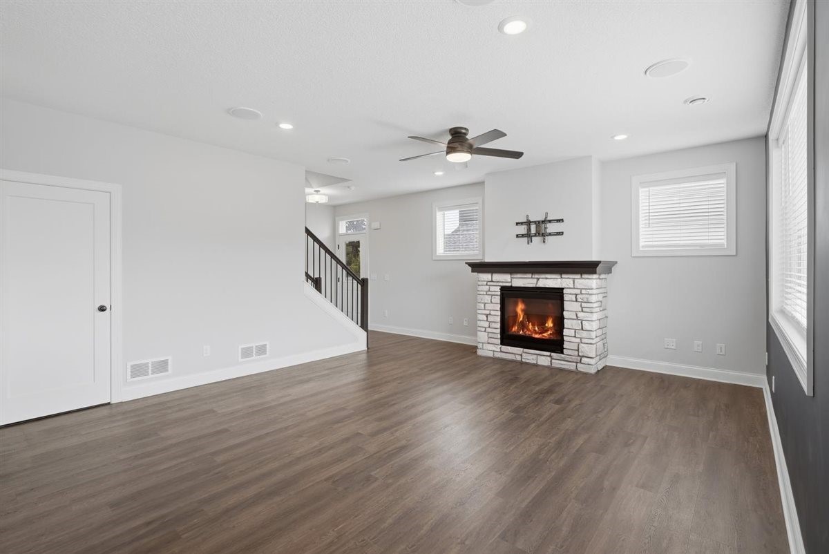 1710 Southpoint Lane Property Photo 6