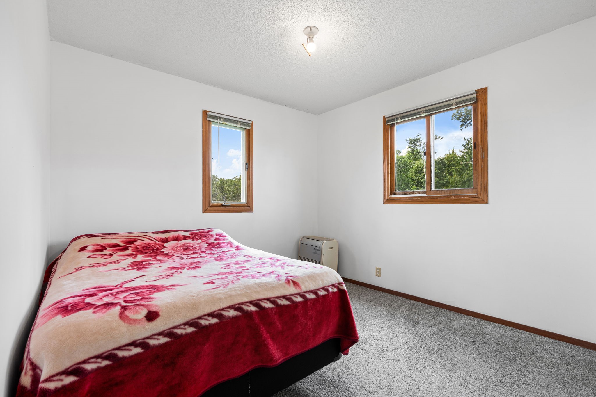 398 11 1/2 Ave Property Photo 17