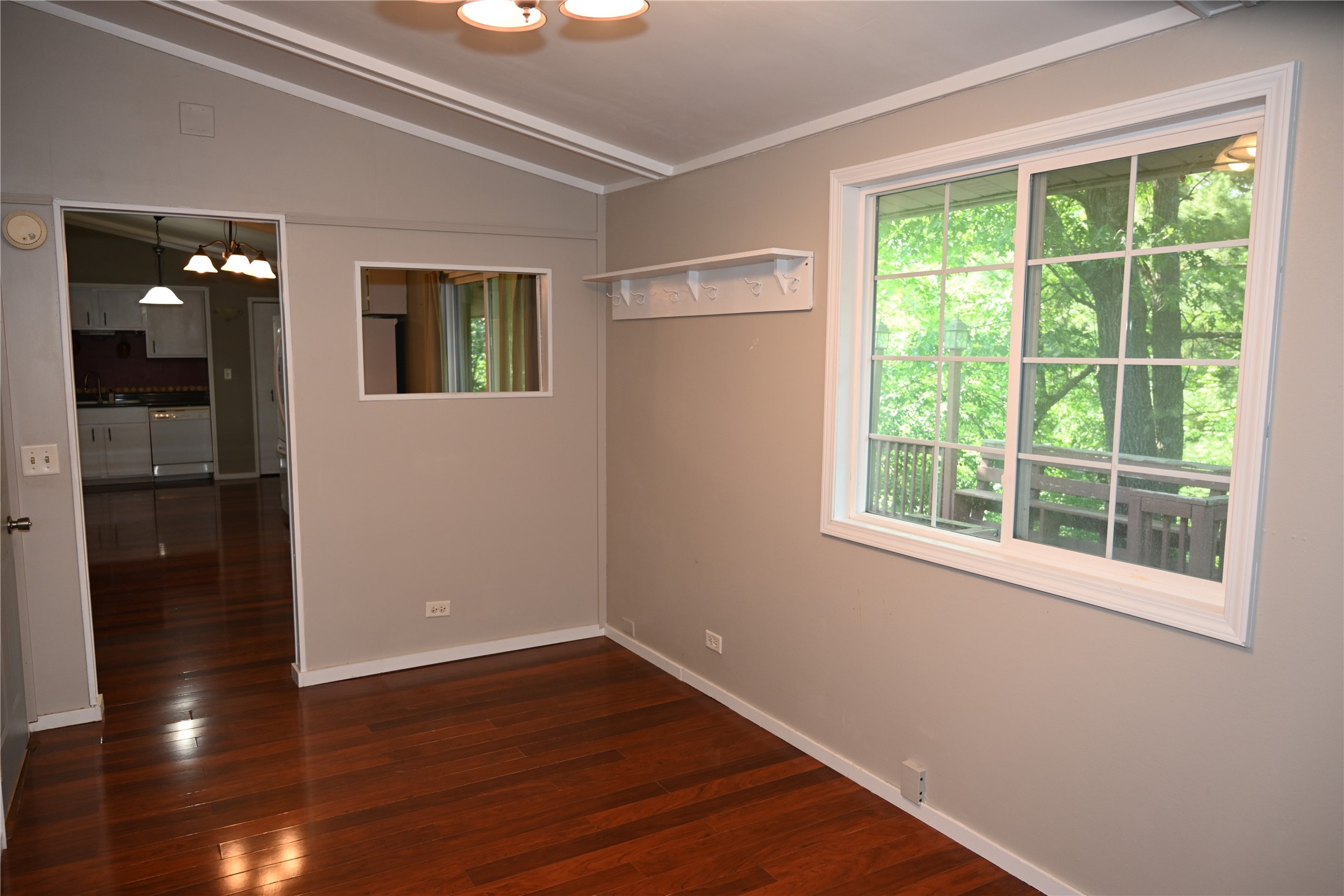 520 W Saint George Avenue Property Photo 6