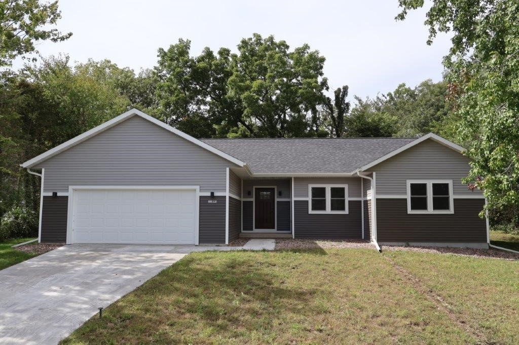 11893 Pine Street Property Photo 1