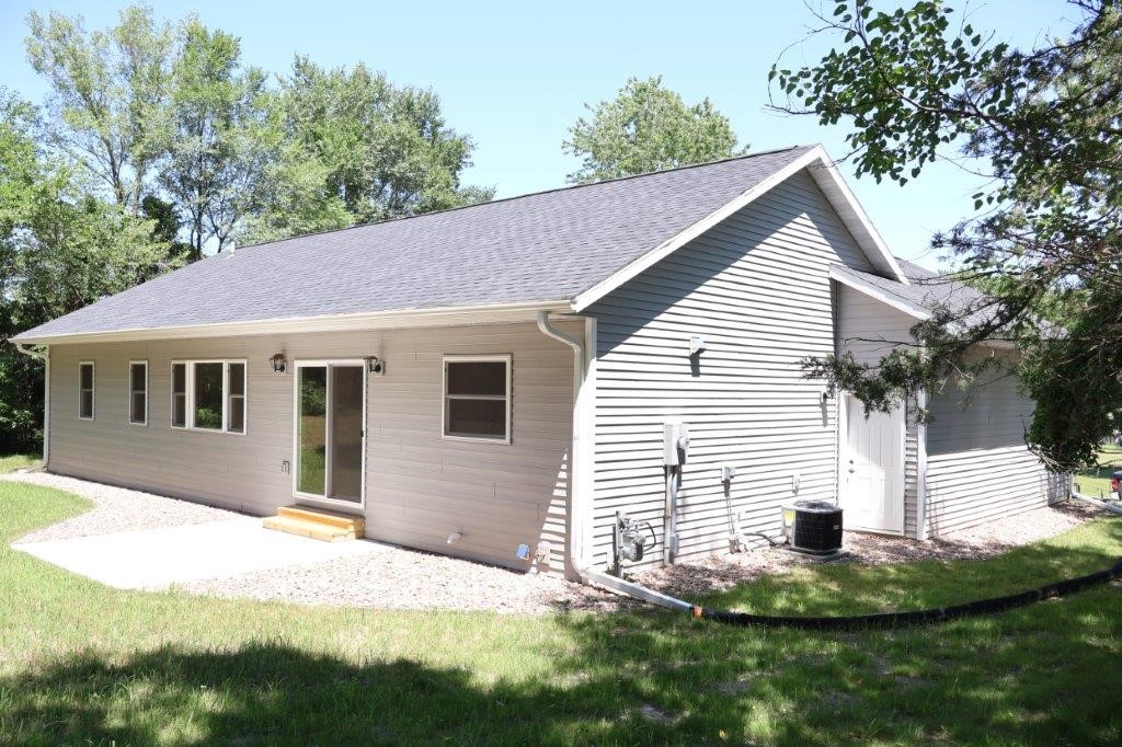 11893 Pine Street Property Photo 2