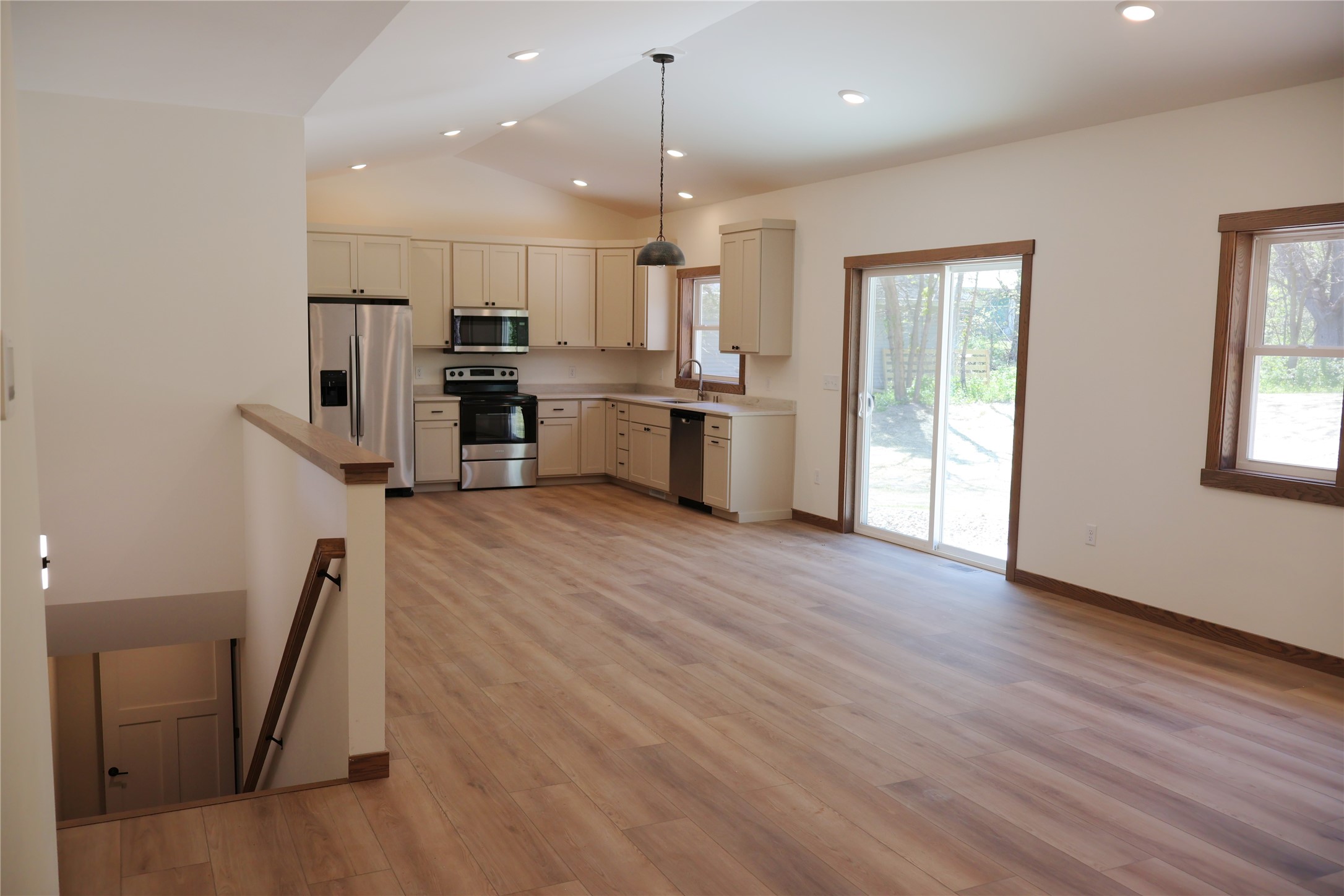 11893 Pine Street Property Photo 4