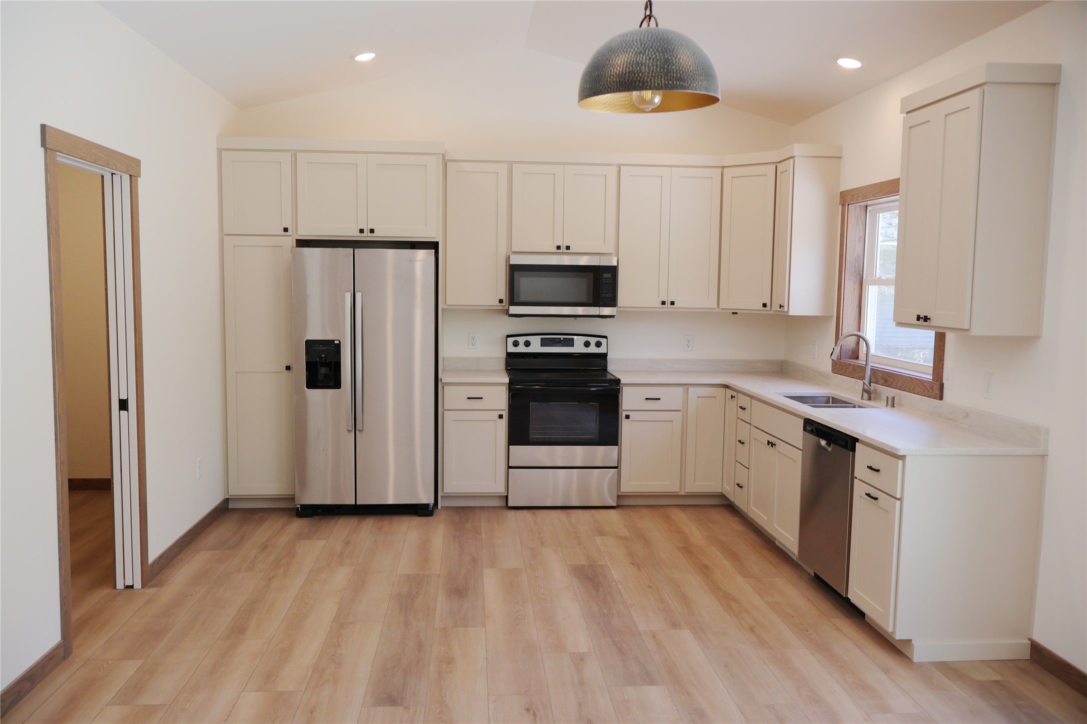 11893 Pine Street Property Photo 9