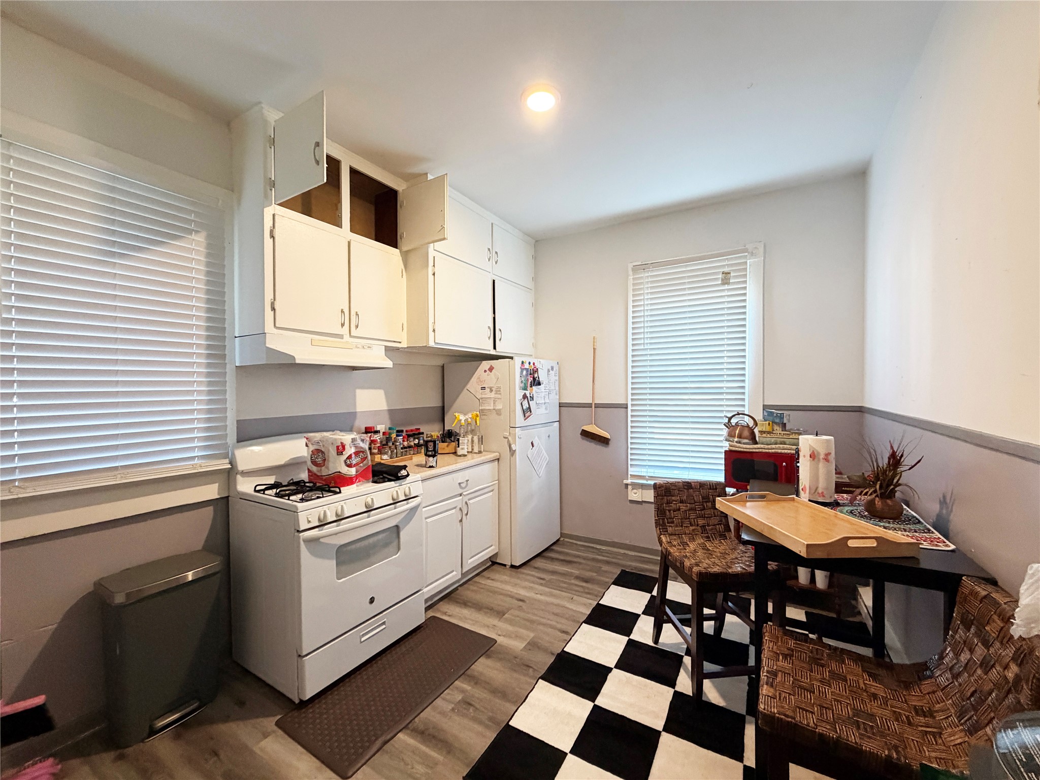 36 W Eau Claire Street 1-4 Property Photo 18