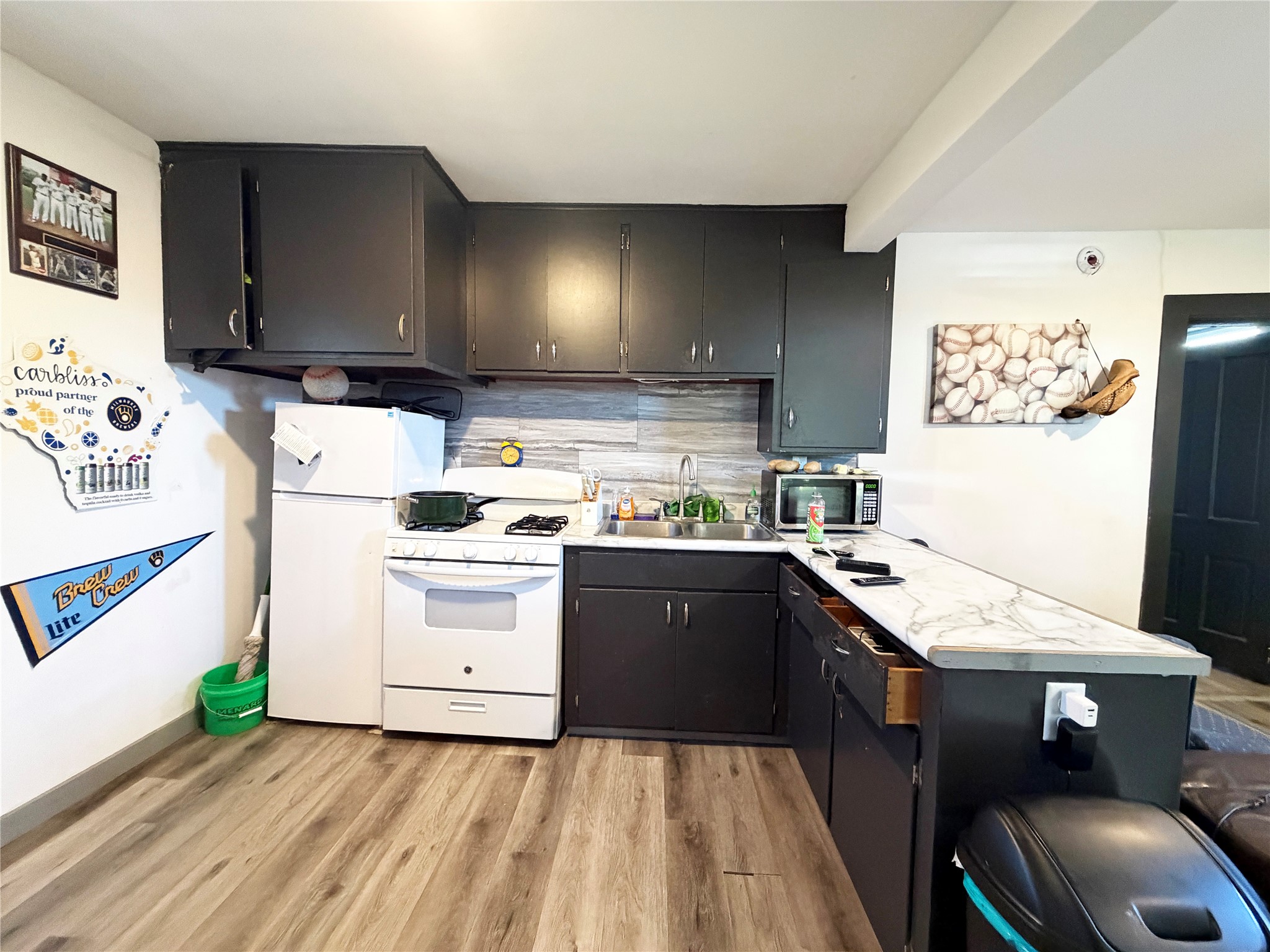 36 W Eau Claire Street 1-4 Property Photo 19